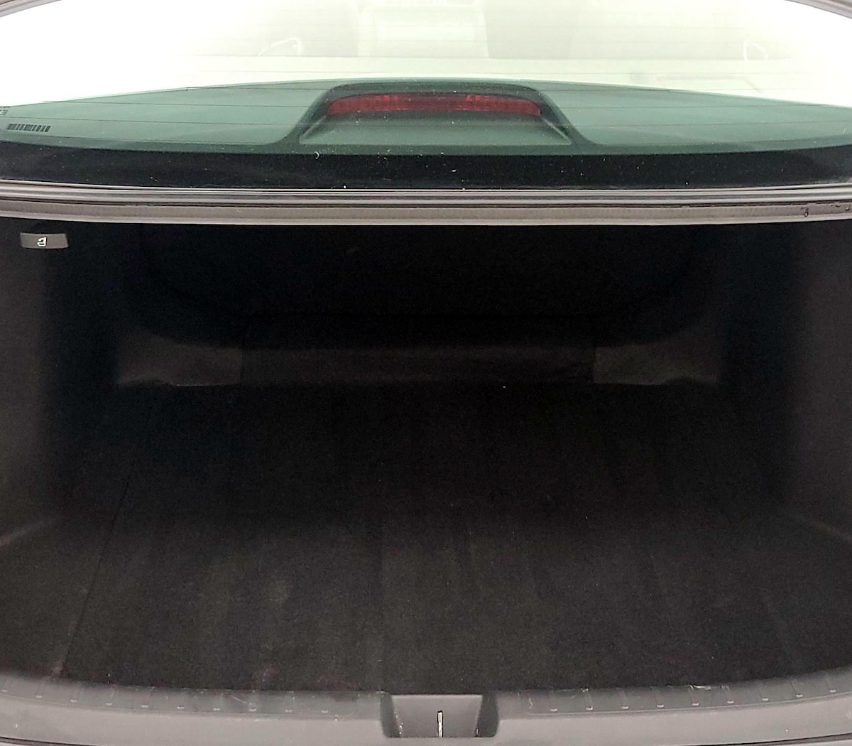 Trunk/Cargo (Seats Up)