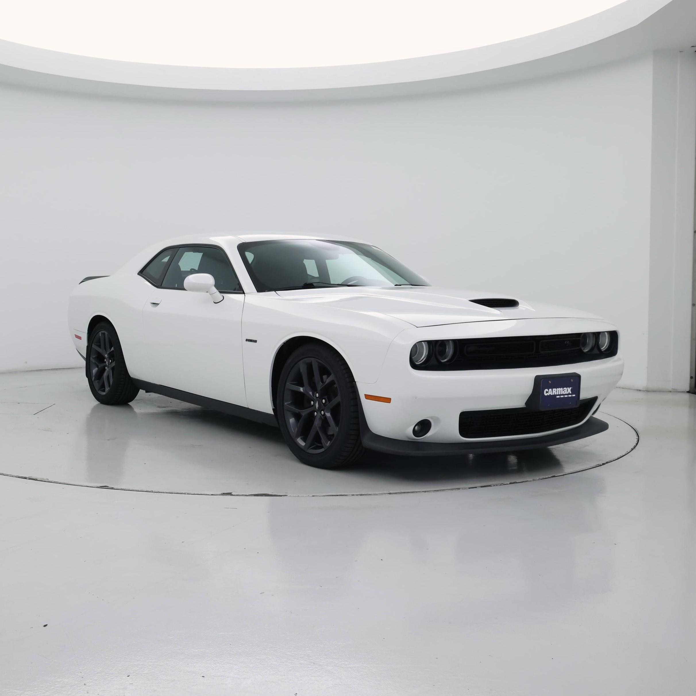 White 2019 Dodge Challenger Coupe Rear-Wheel Drive Automatic