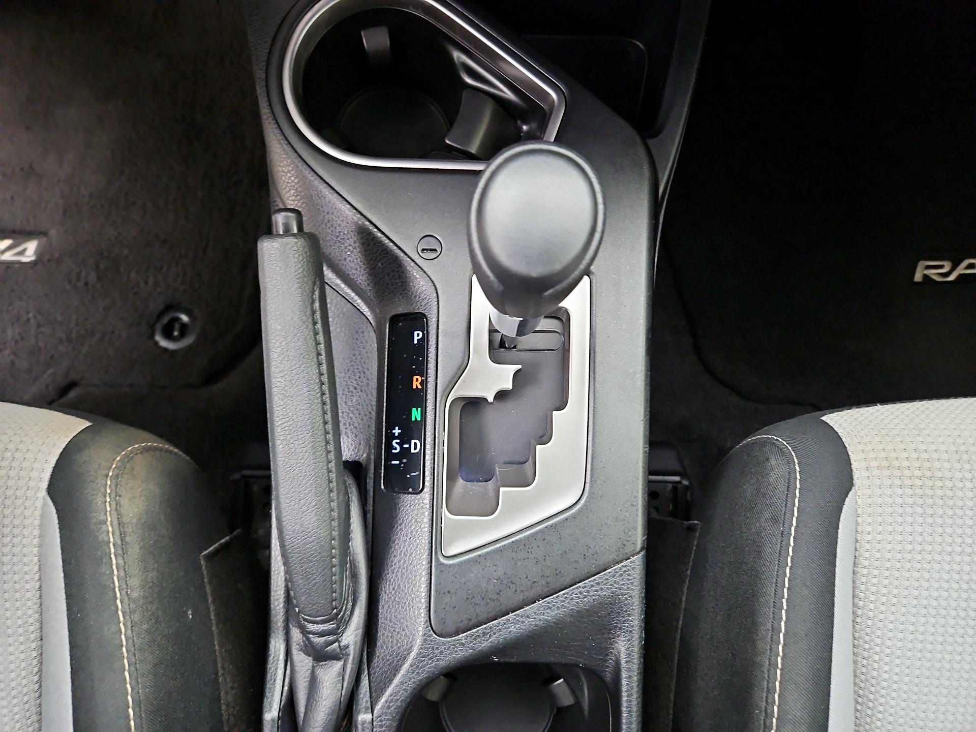 Thumbnail: 2017 Toyota RAV4 - 17