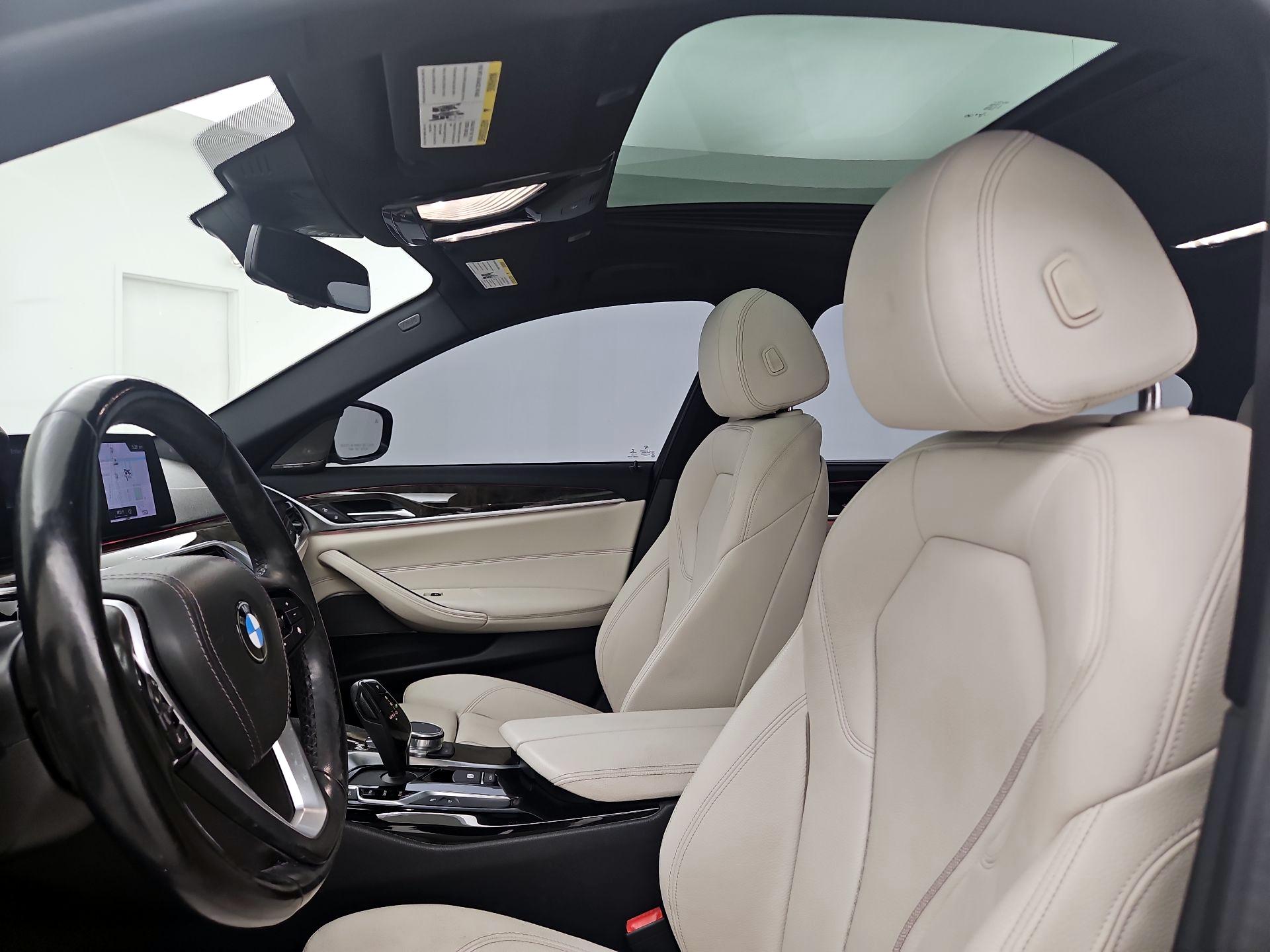 Thumbnail: 2019 BMW 5 Series - 20