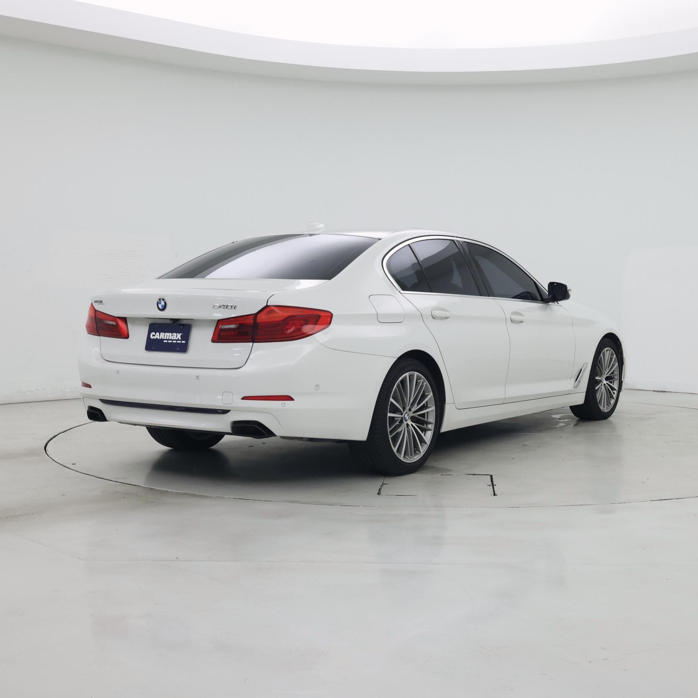 Thumbnail: 2019 BMW 5 Series - 8