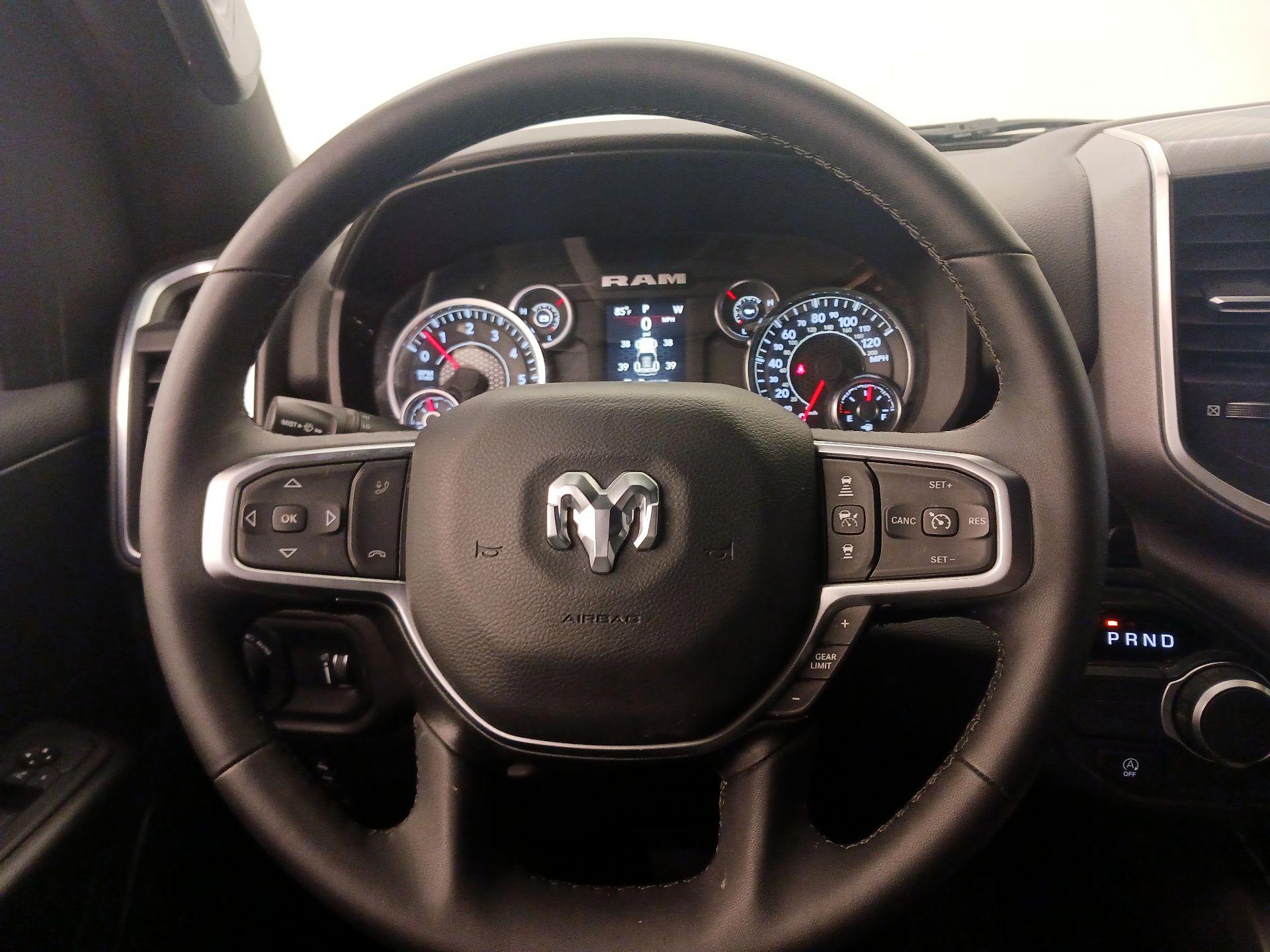 Thumbnail: 2025 RAM 1500 - 10