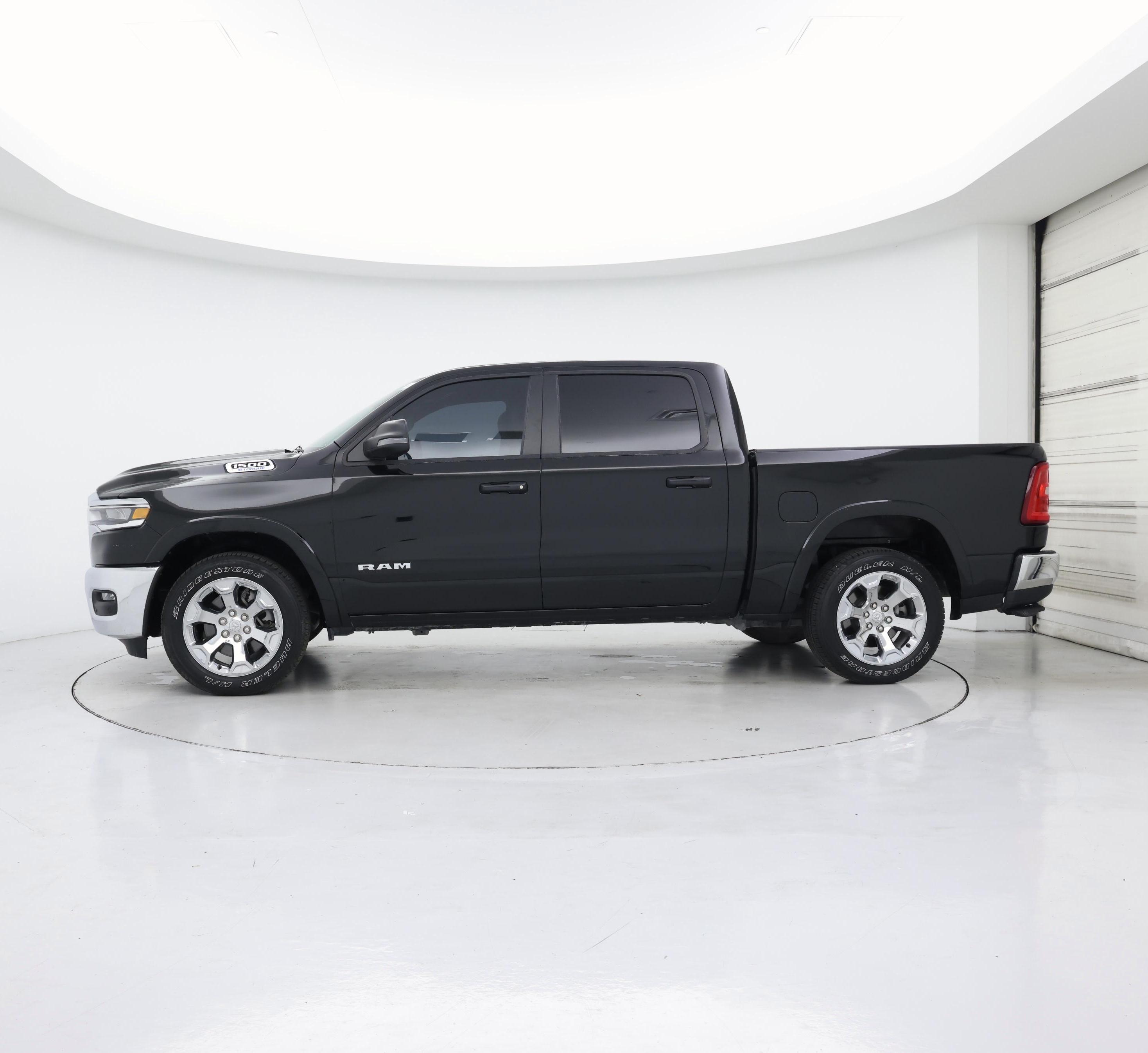Thumbnail: 2025 RAM 1500 - 3