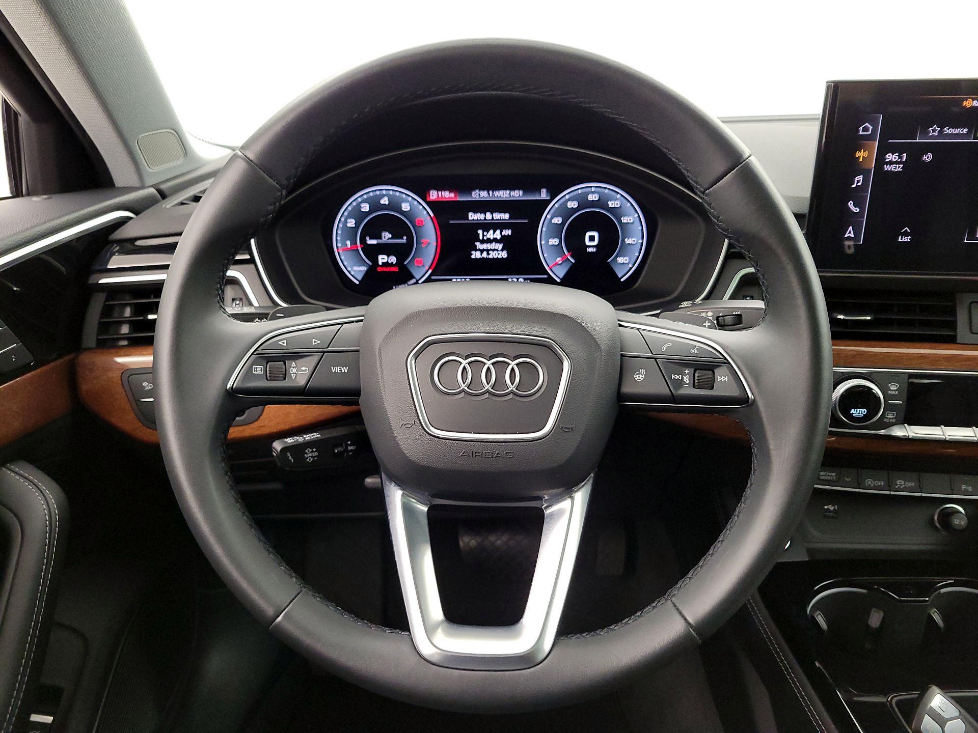 Thumbnail: 2022 Audi A4 - 10