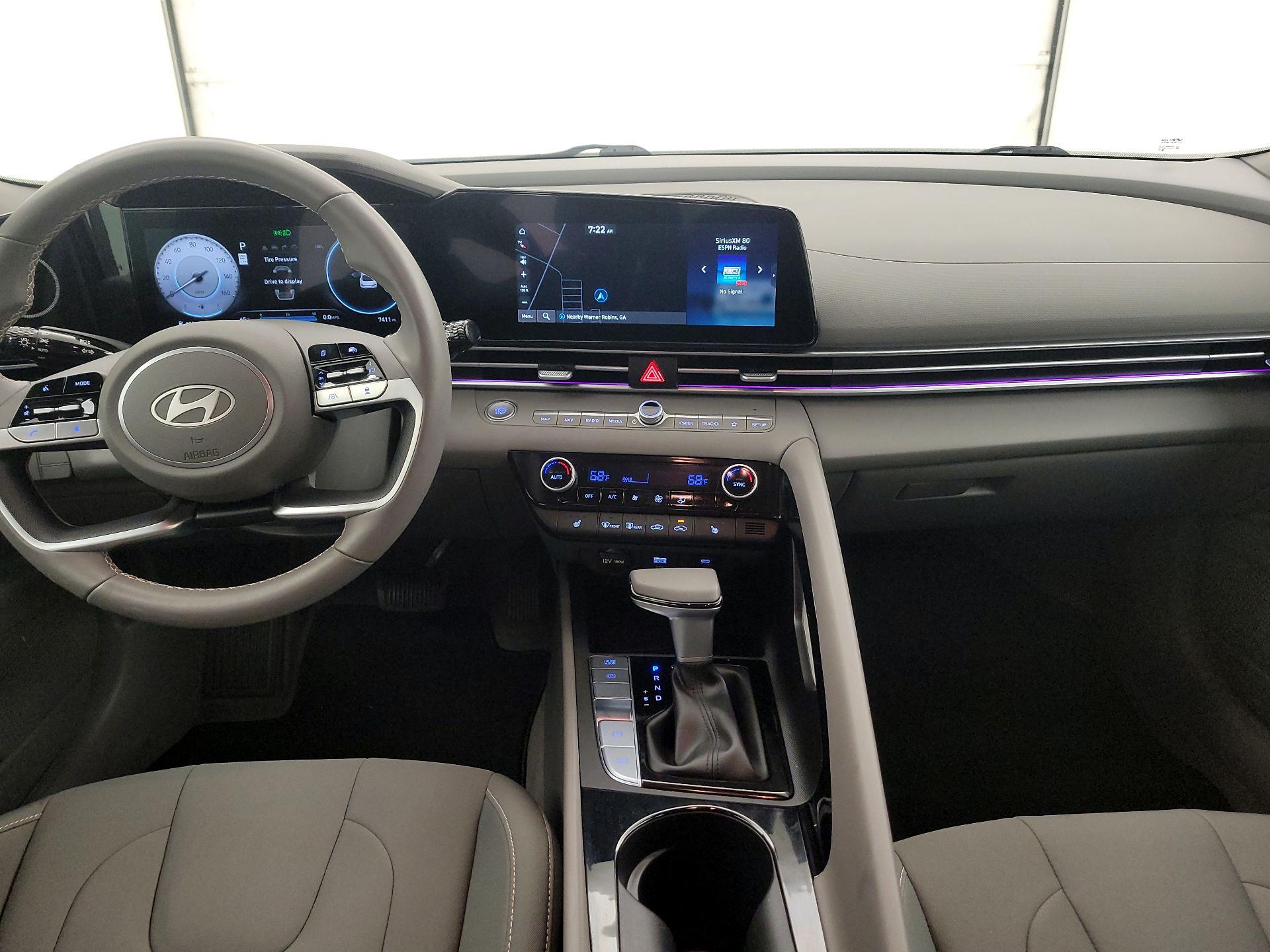 Thumbnail: 2024 Hyundai Elantra - 9