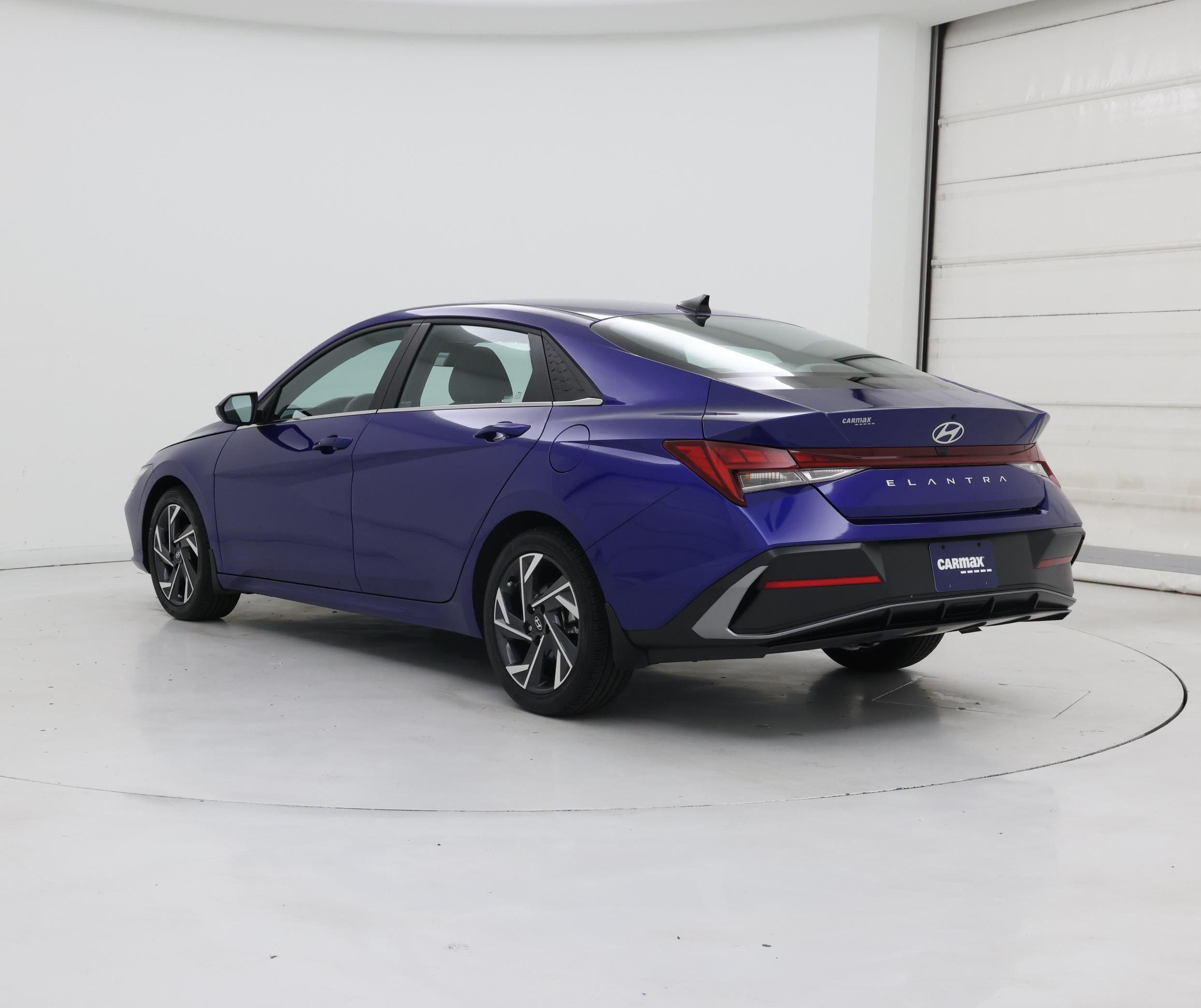 Thumbnail: 2024 Hyundai Elantra - 2