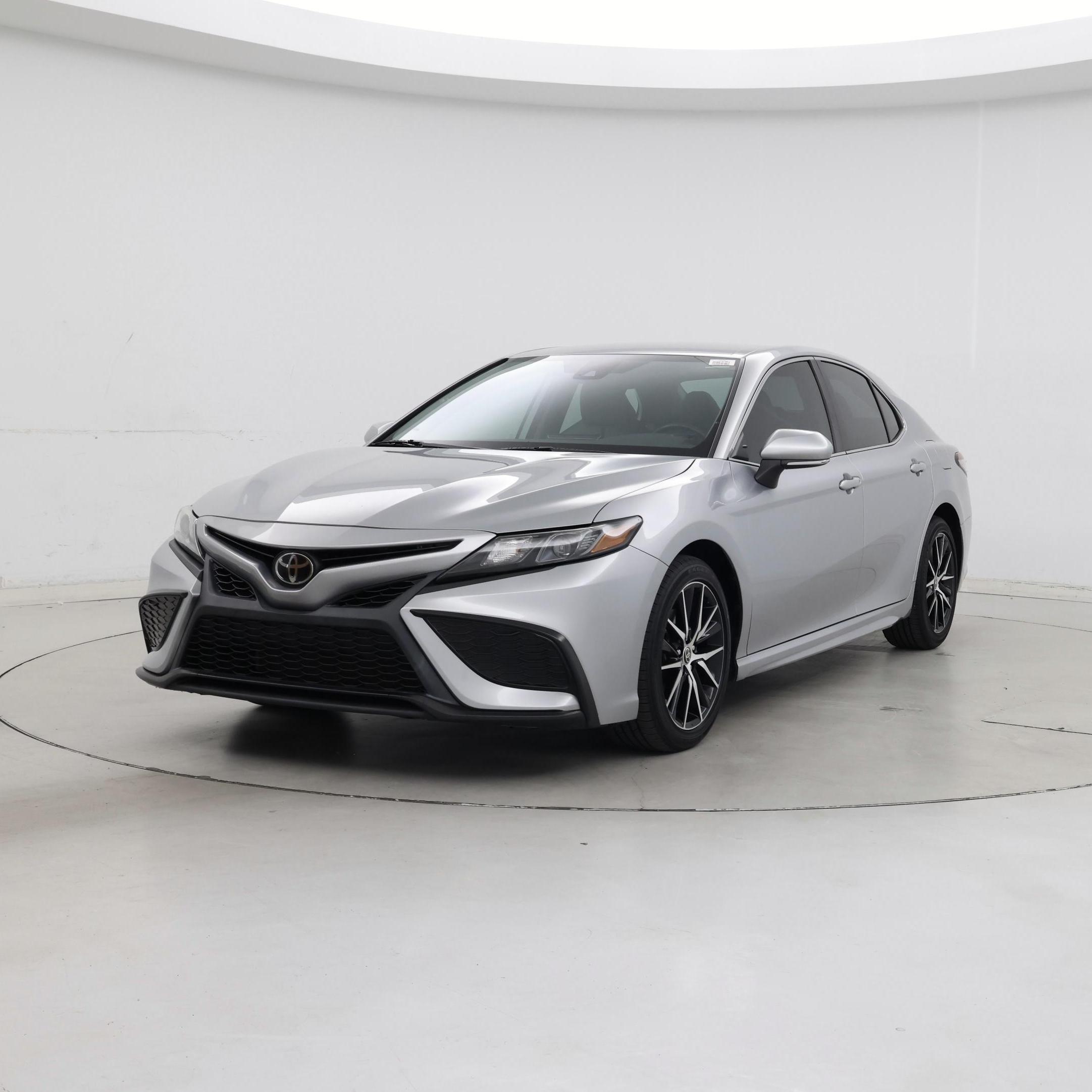 Thumbnail: 2022 Toyota Camry - 4
