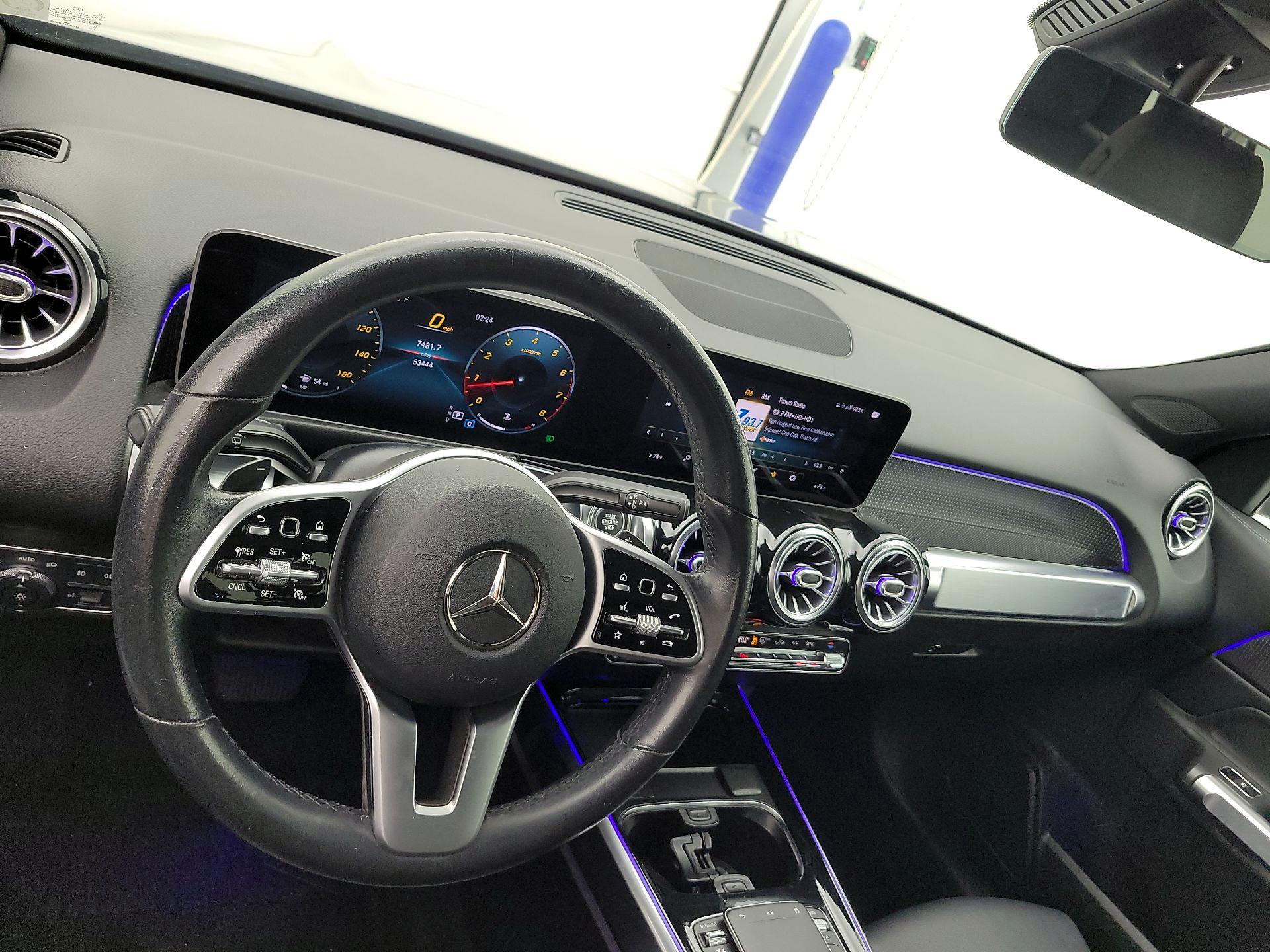 Thumbnail: 2021 Mercedes-Benz GLB - 9