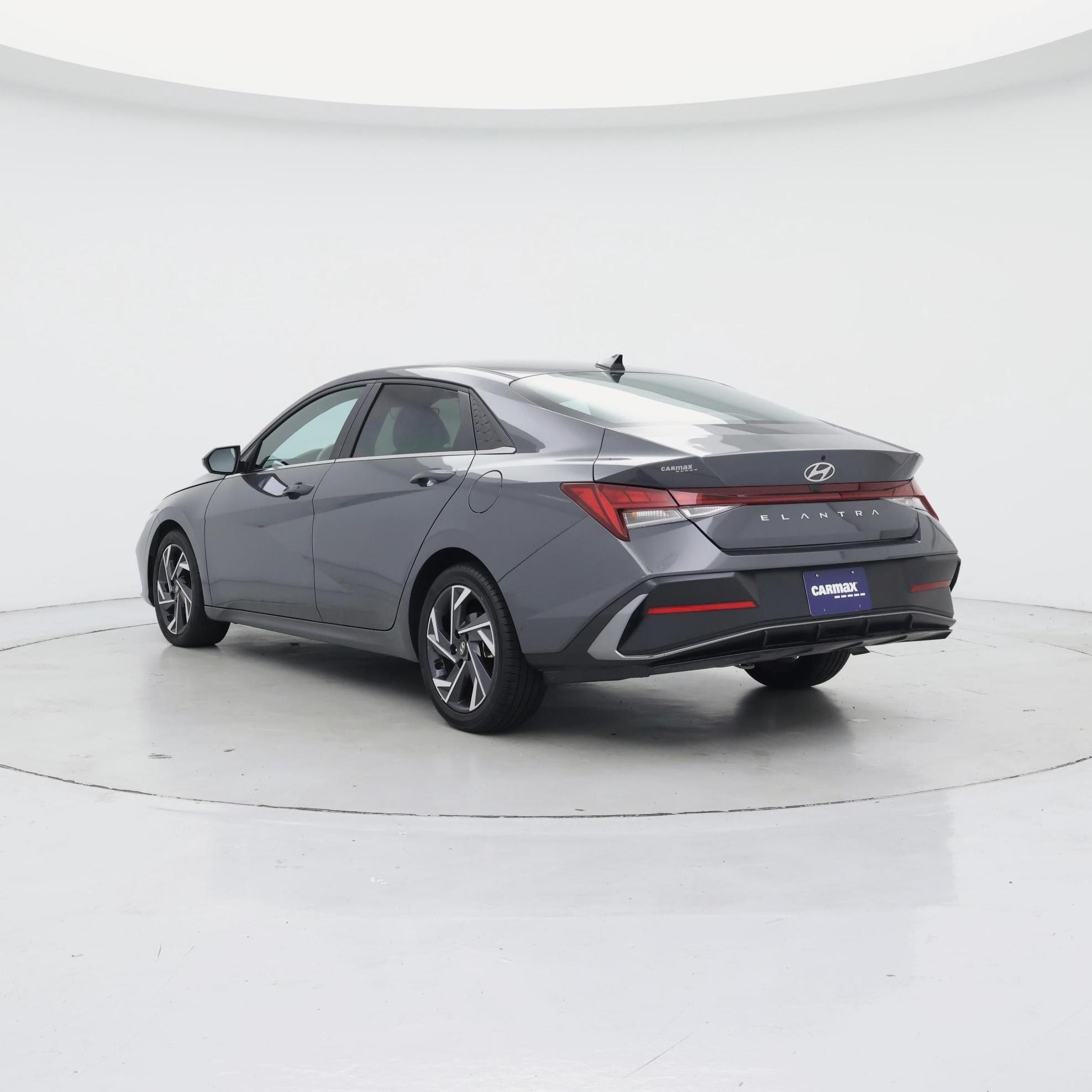 Thumbnail: 2025 Hyundai Elantra - 2