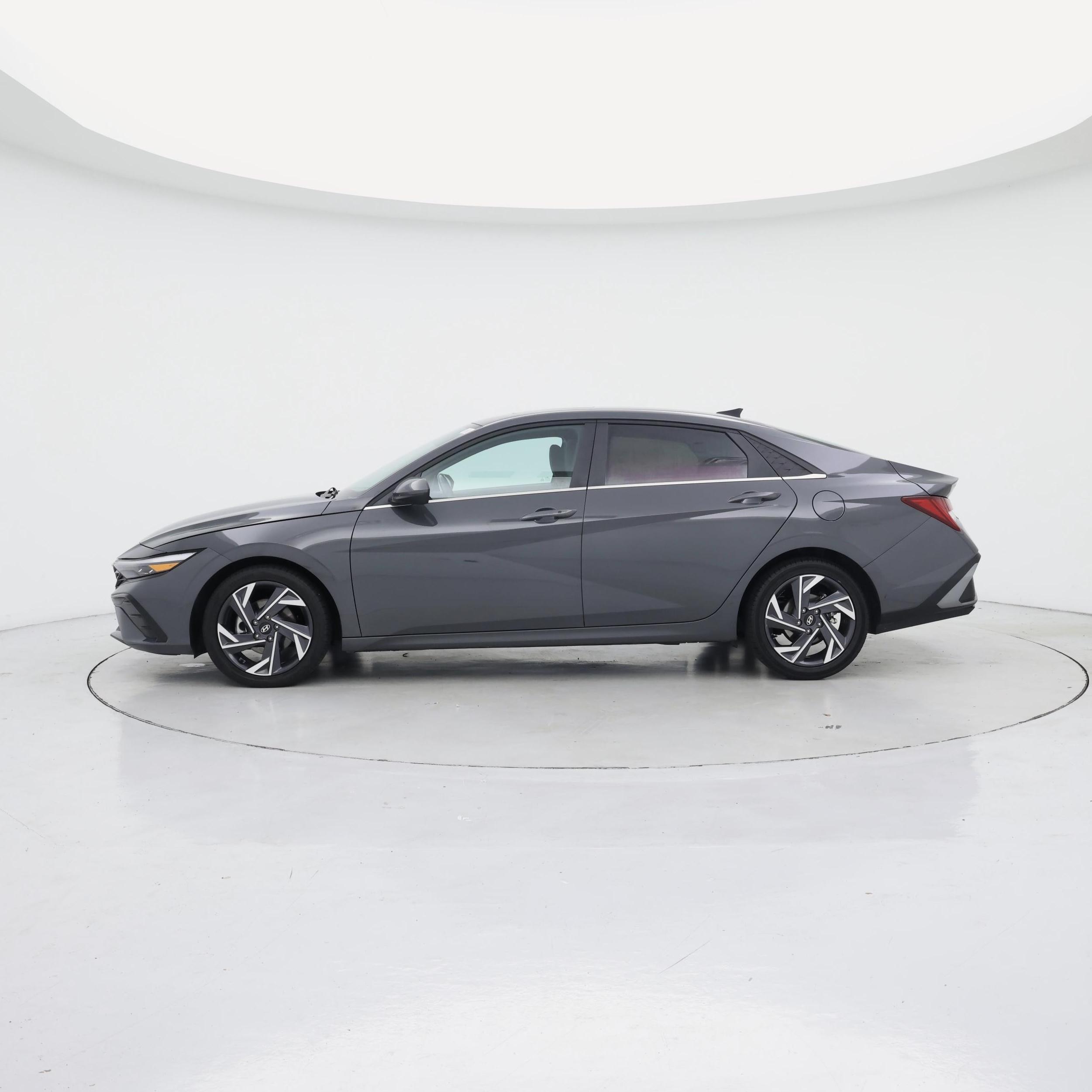 Thumbnail: 2025 Hyundai Elantra - 3