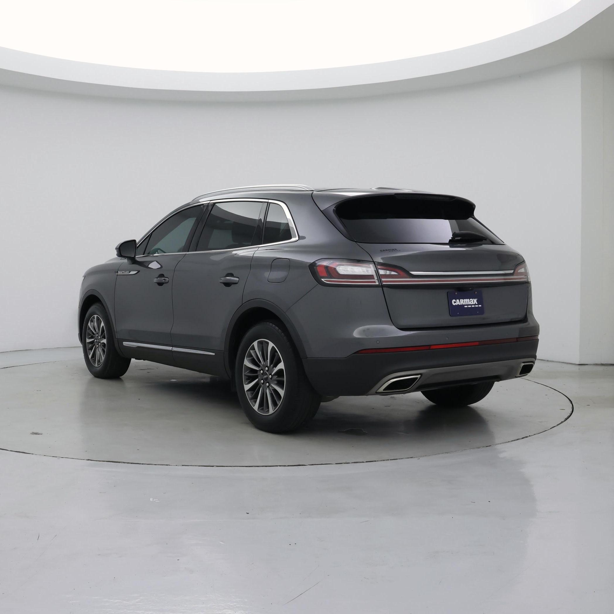 Thumbnail: 2022 Lincoln Nautilus - 2