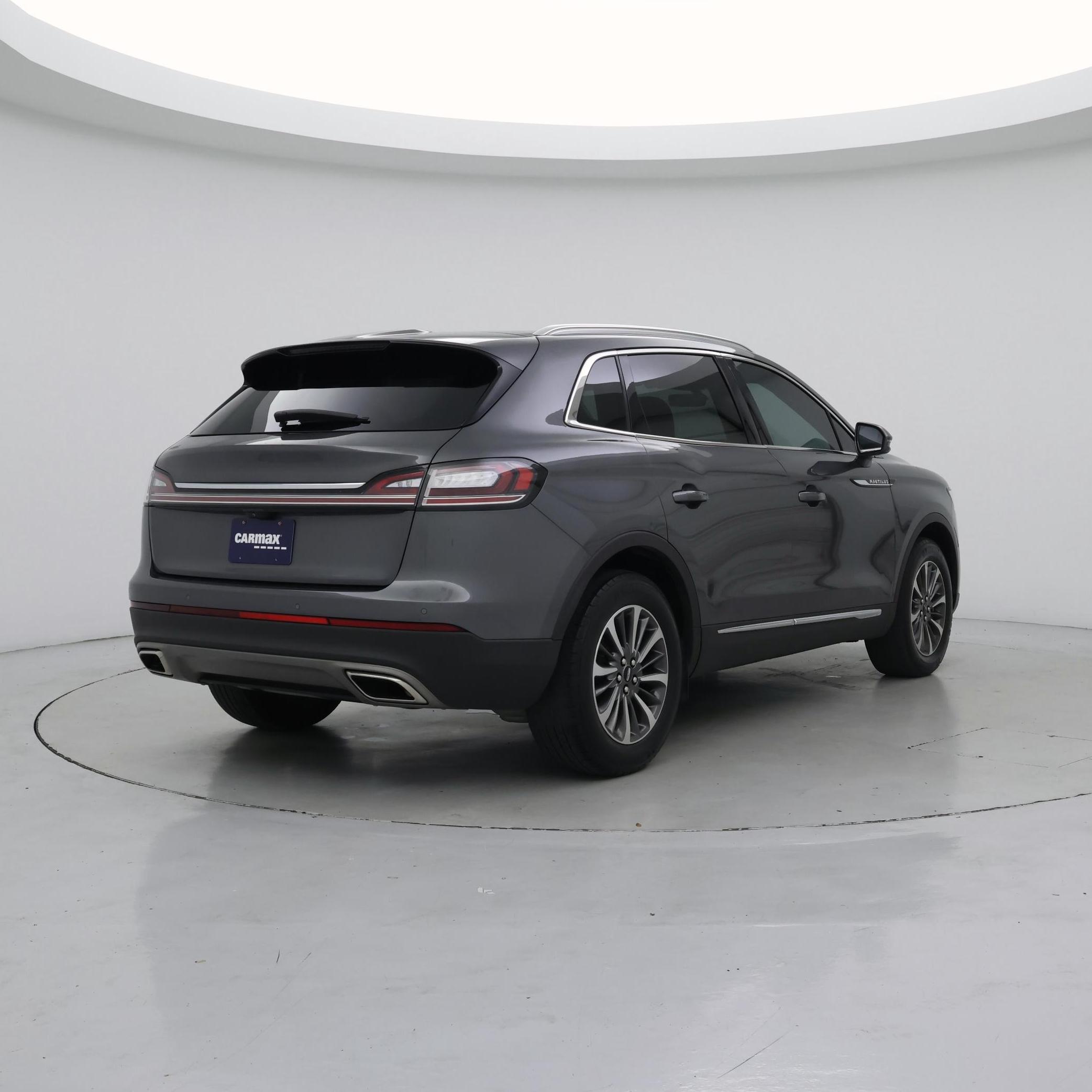 Thumbnail: 2022 Lincoln Nautilus - 8