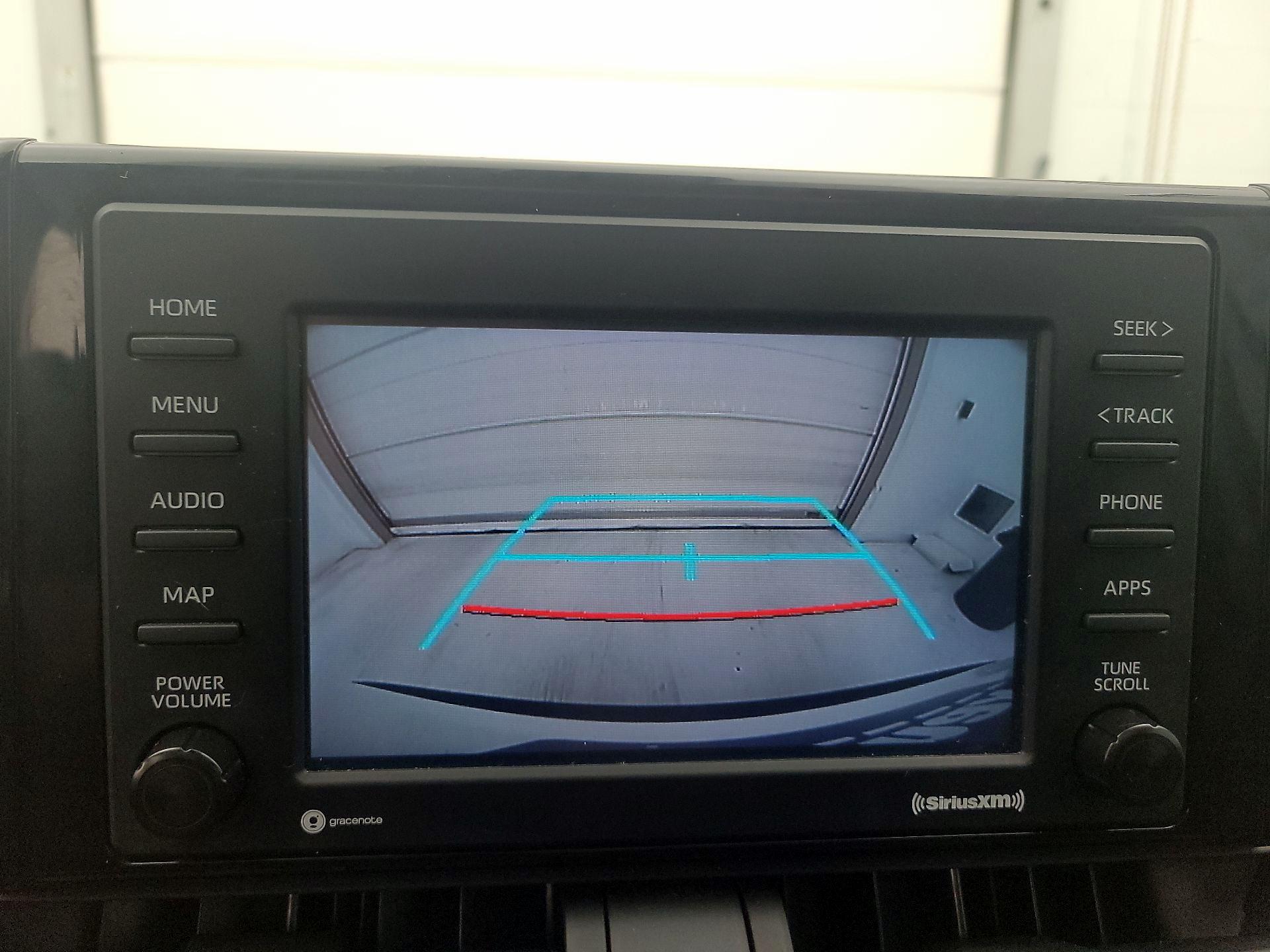 Thumbnail: 2022 Toyota RAV4 - 14