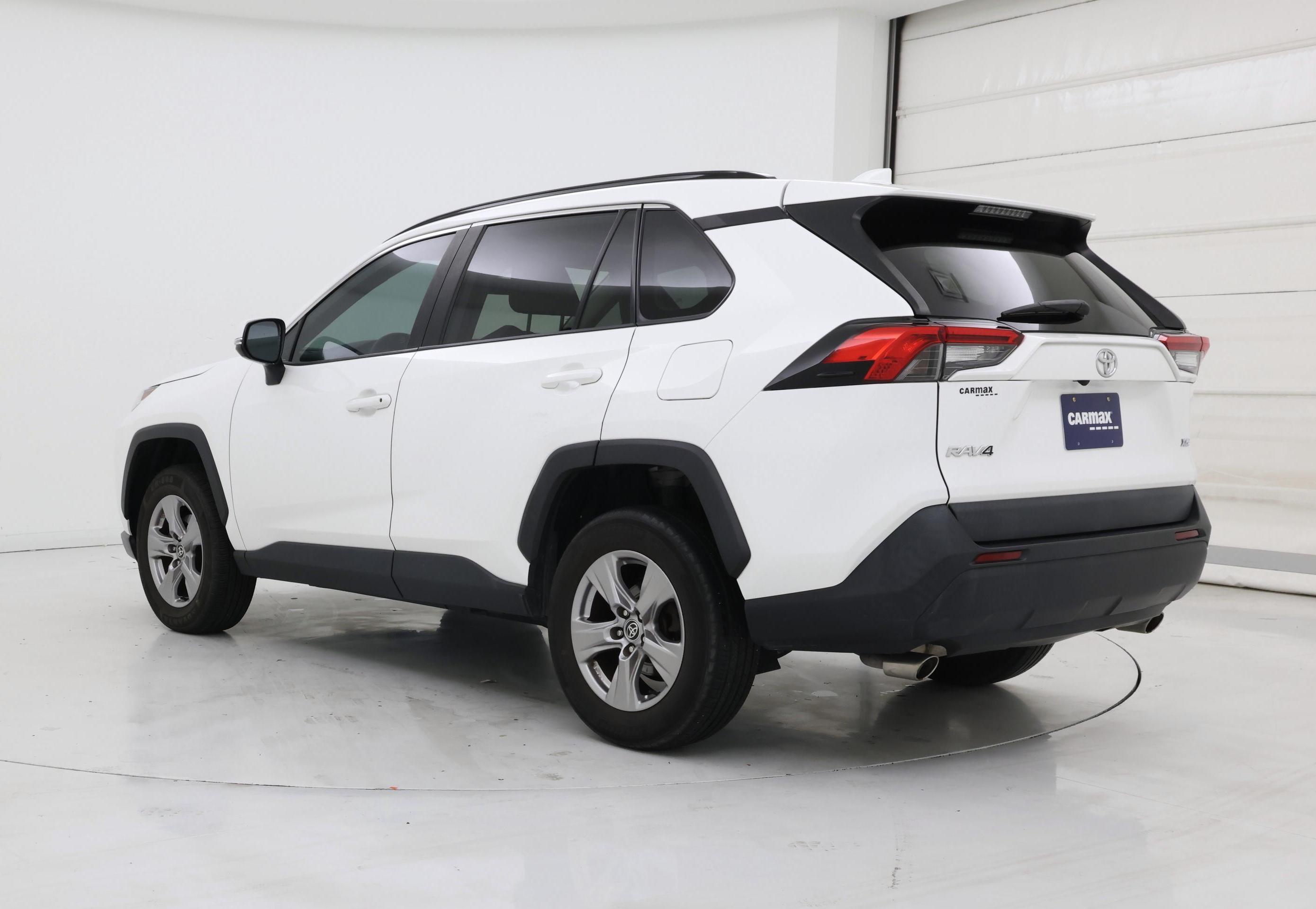 Thumbnail: 2022 Toyota RAV4 - 2