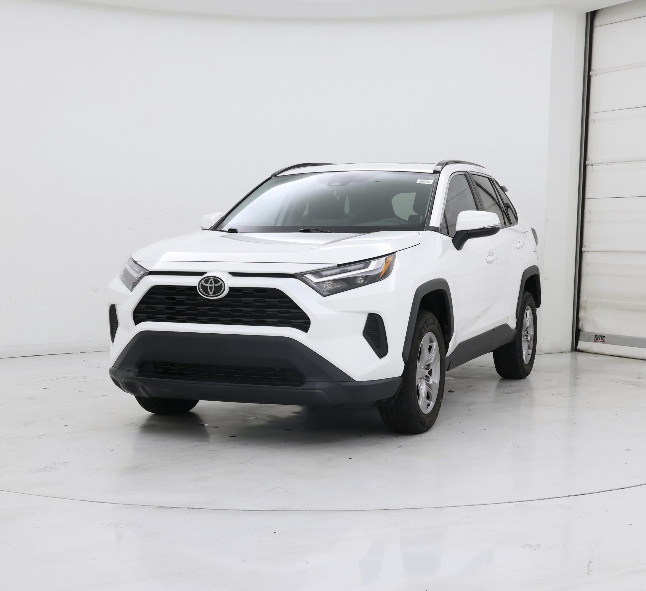 Thumbnail: 2022 Toyota RAV4 - 4