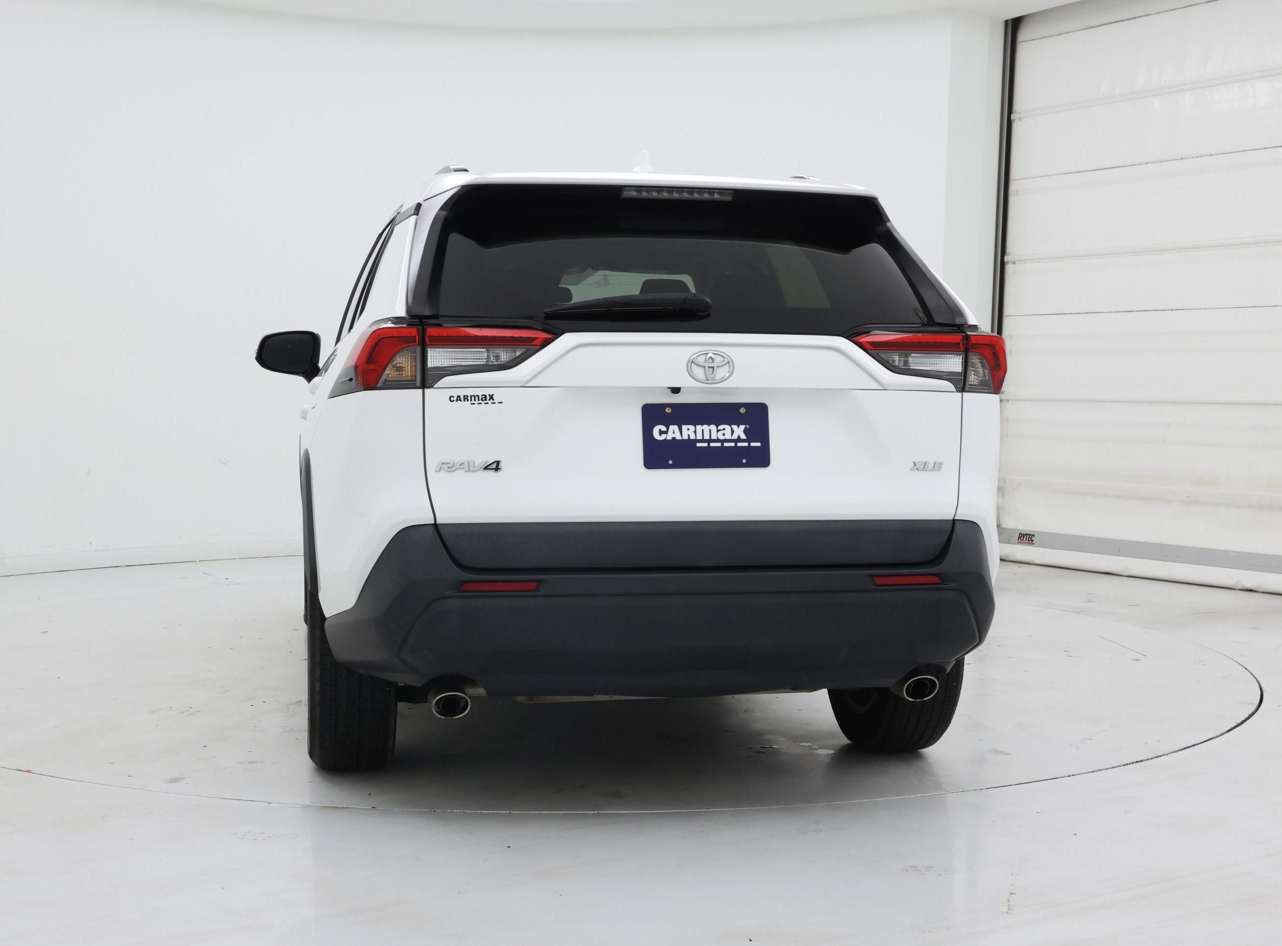 Thumbnail: 2022 Toyota RAV4 - 6