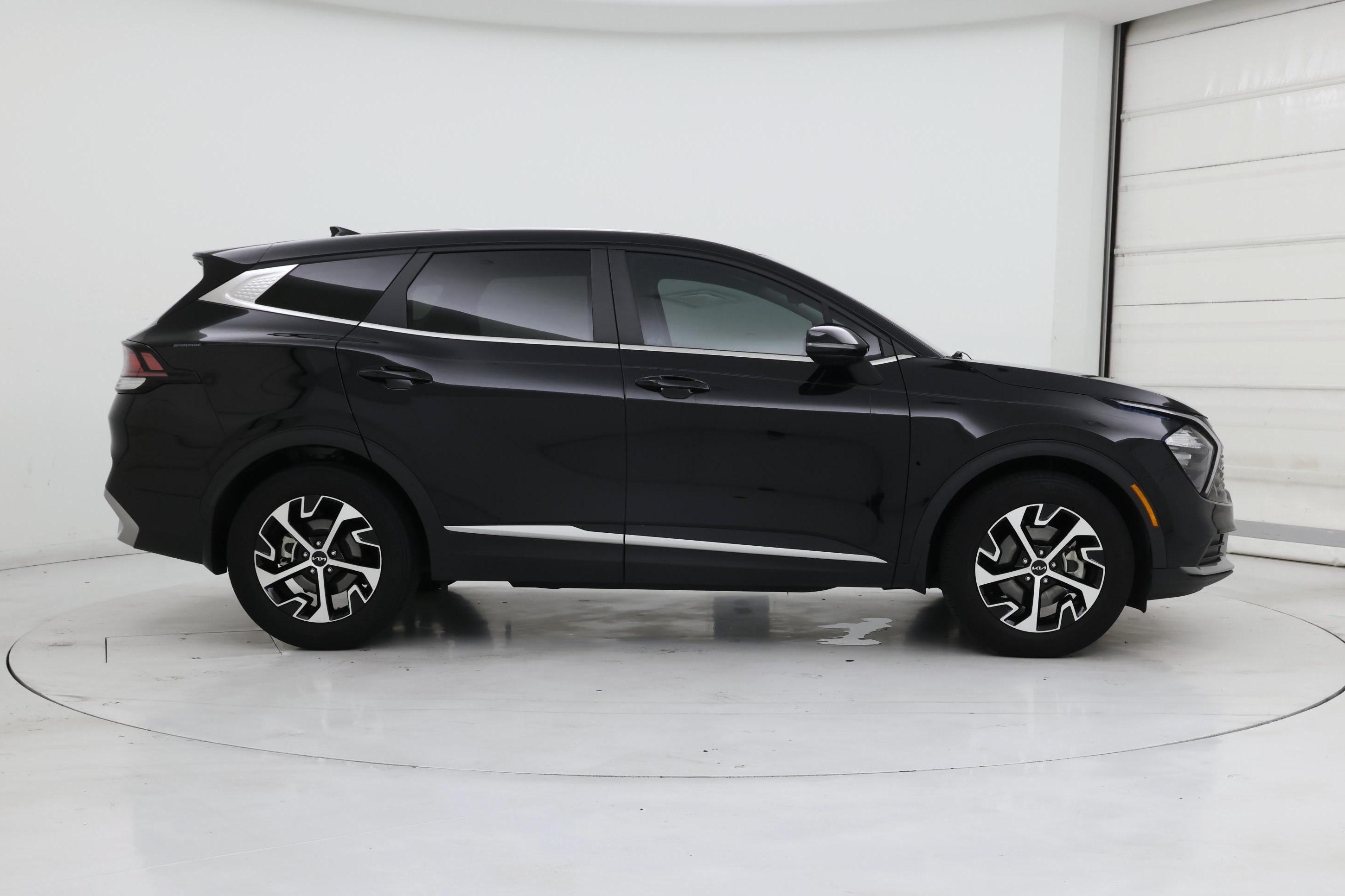 Thumbnail: 2023 Kia Sportage - 7