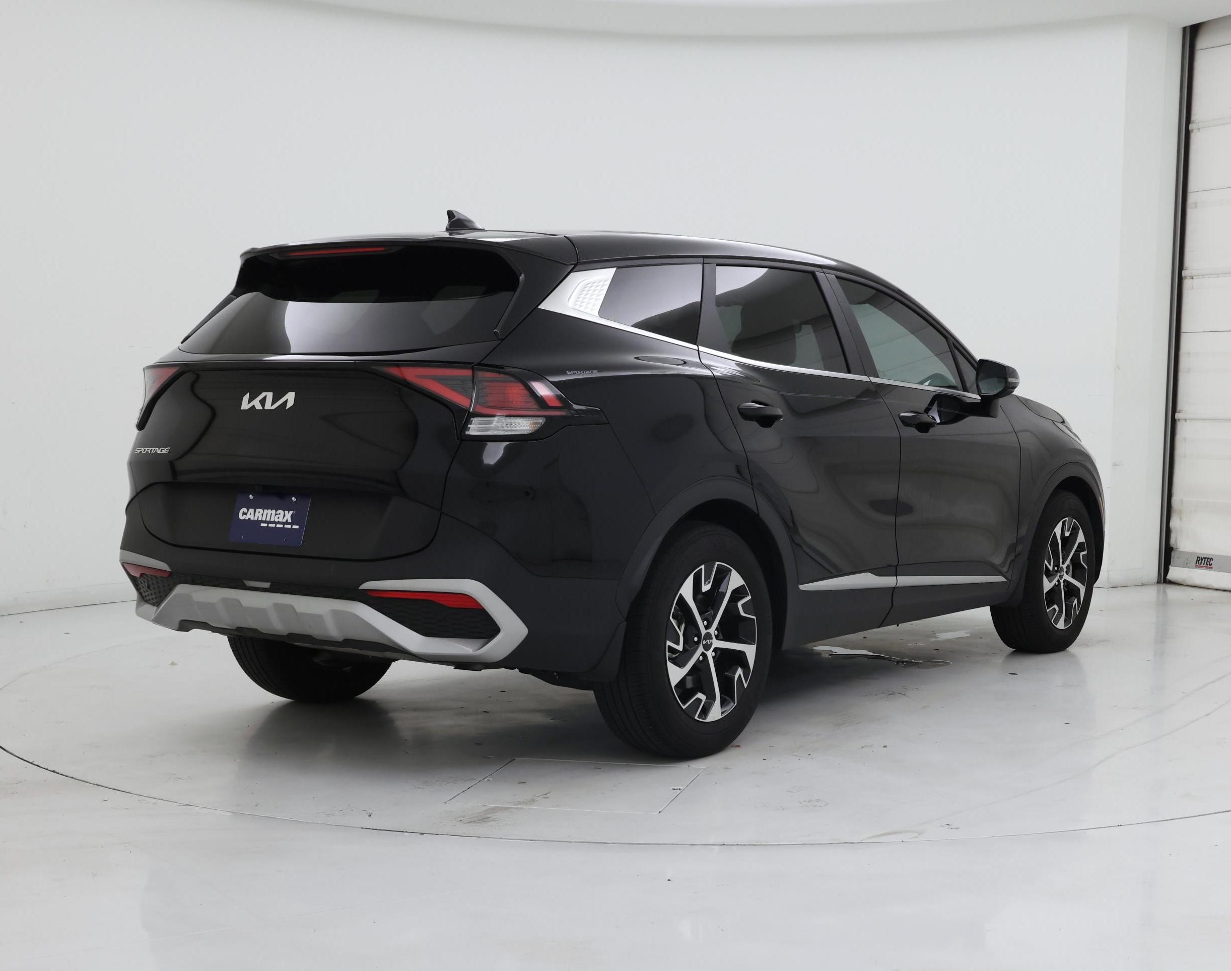 Thumbnail: 2023 Kia Sportage - 8