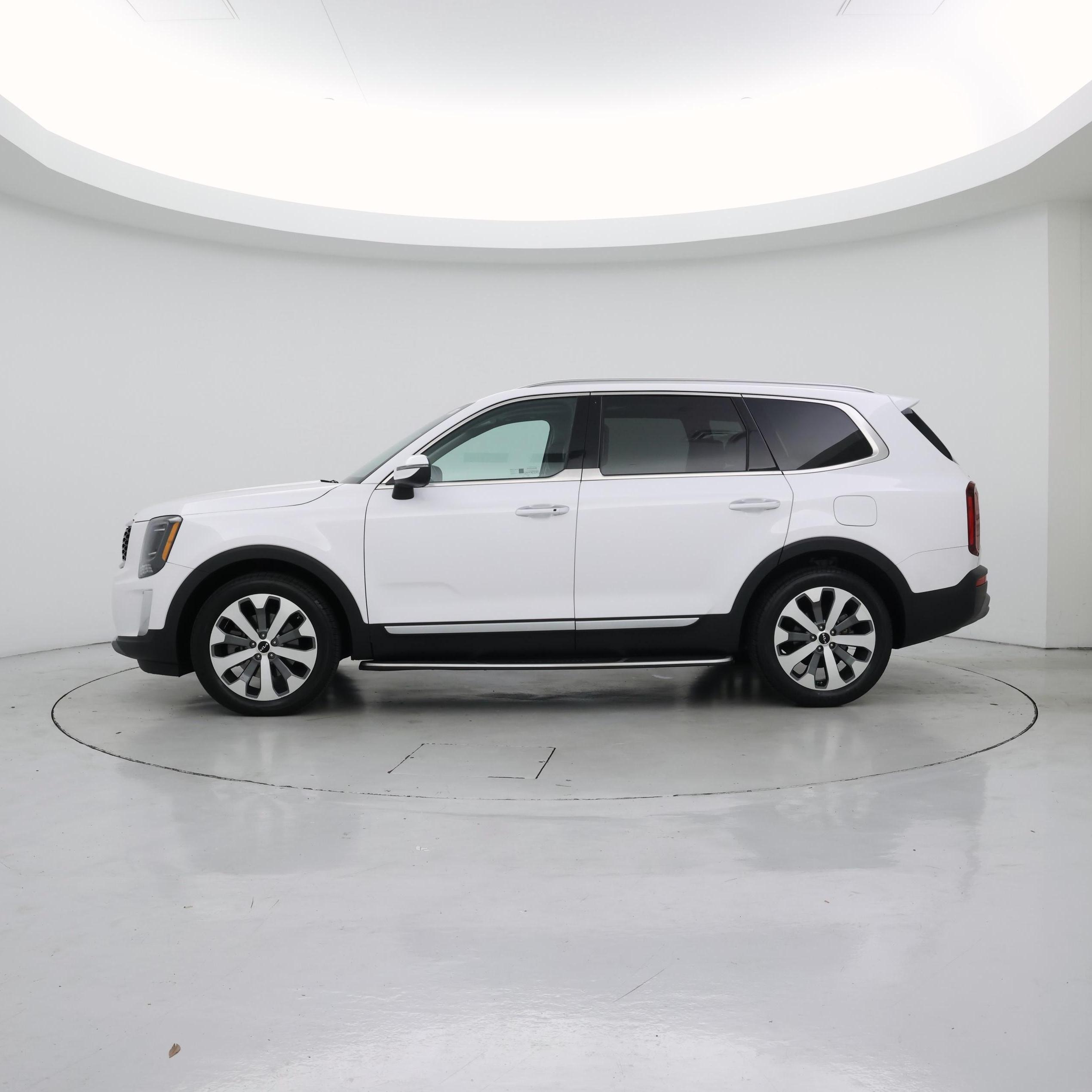 Thumbnail: 2022 Kia Telluride - 3