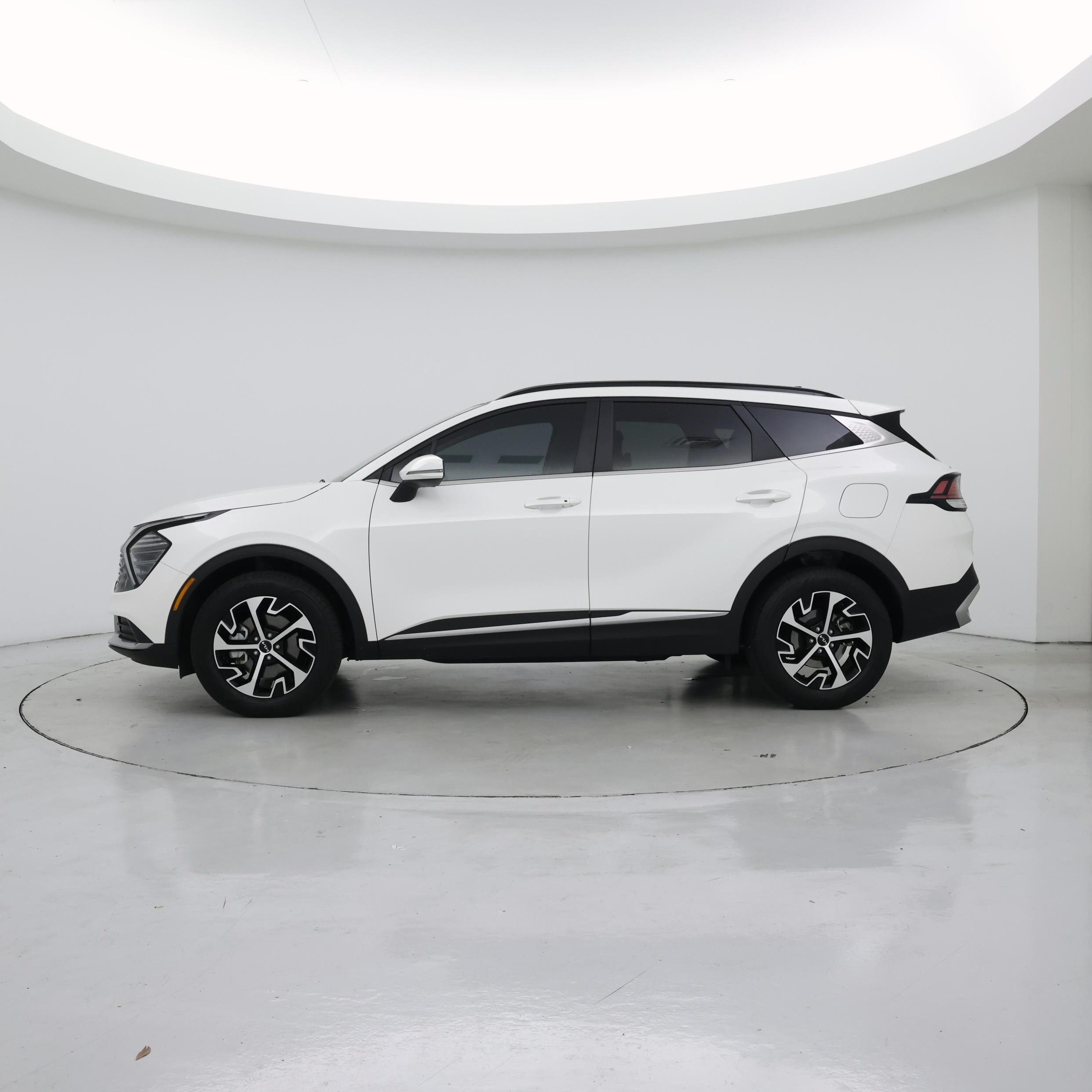 Thumbnail: 2024 Kia Sportage - 3