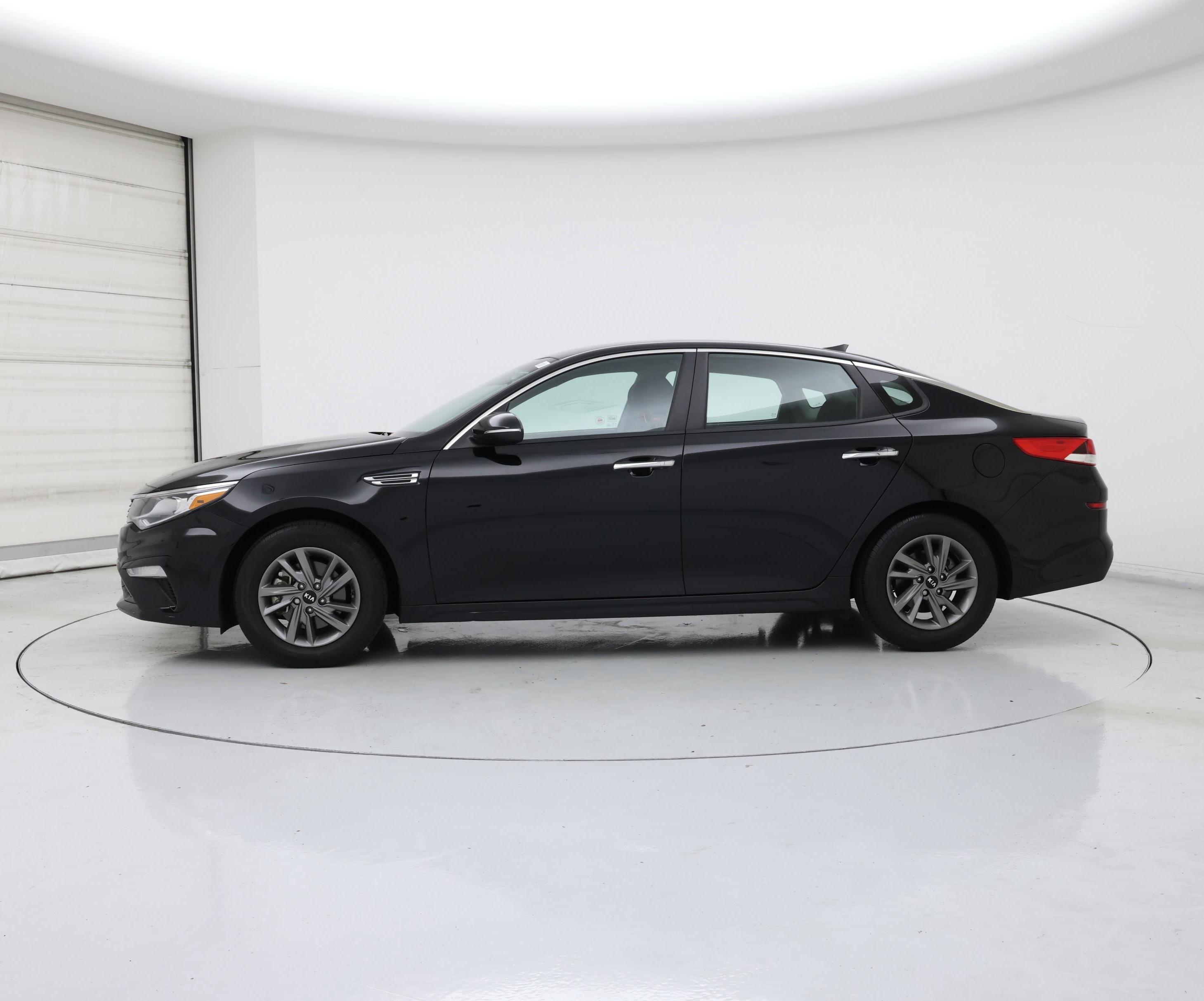 Thumbnail: 2020 Kia Optima - 3