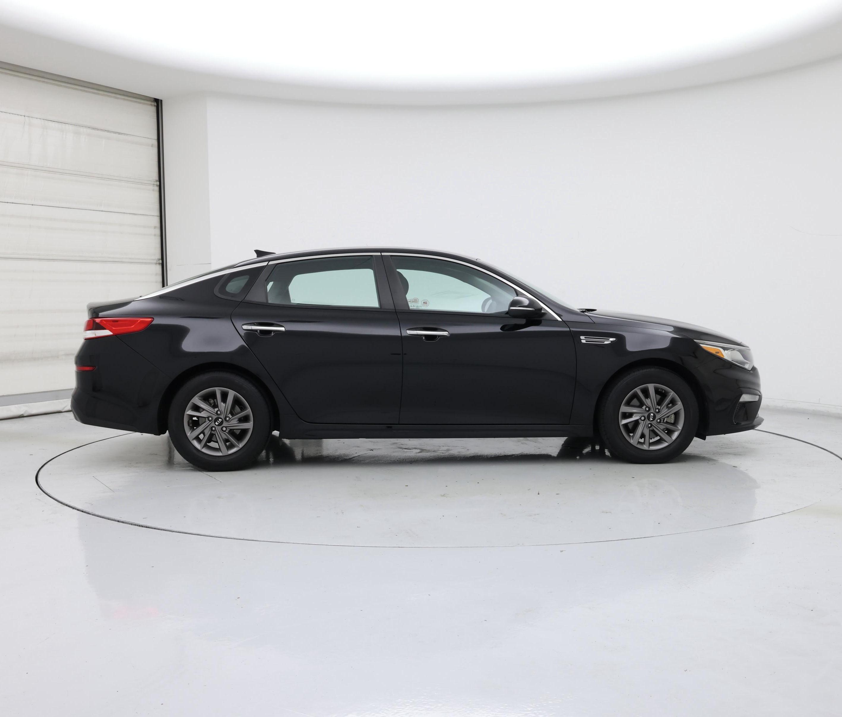 Thumbnail: 2020 Kia Optima - 7