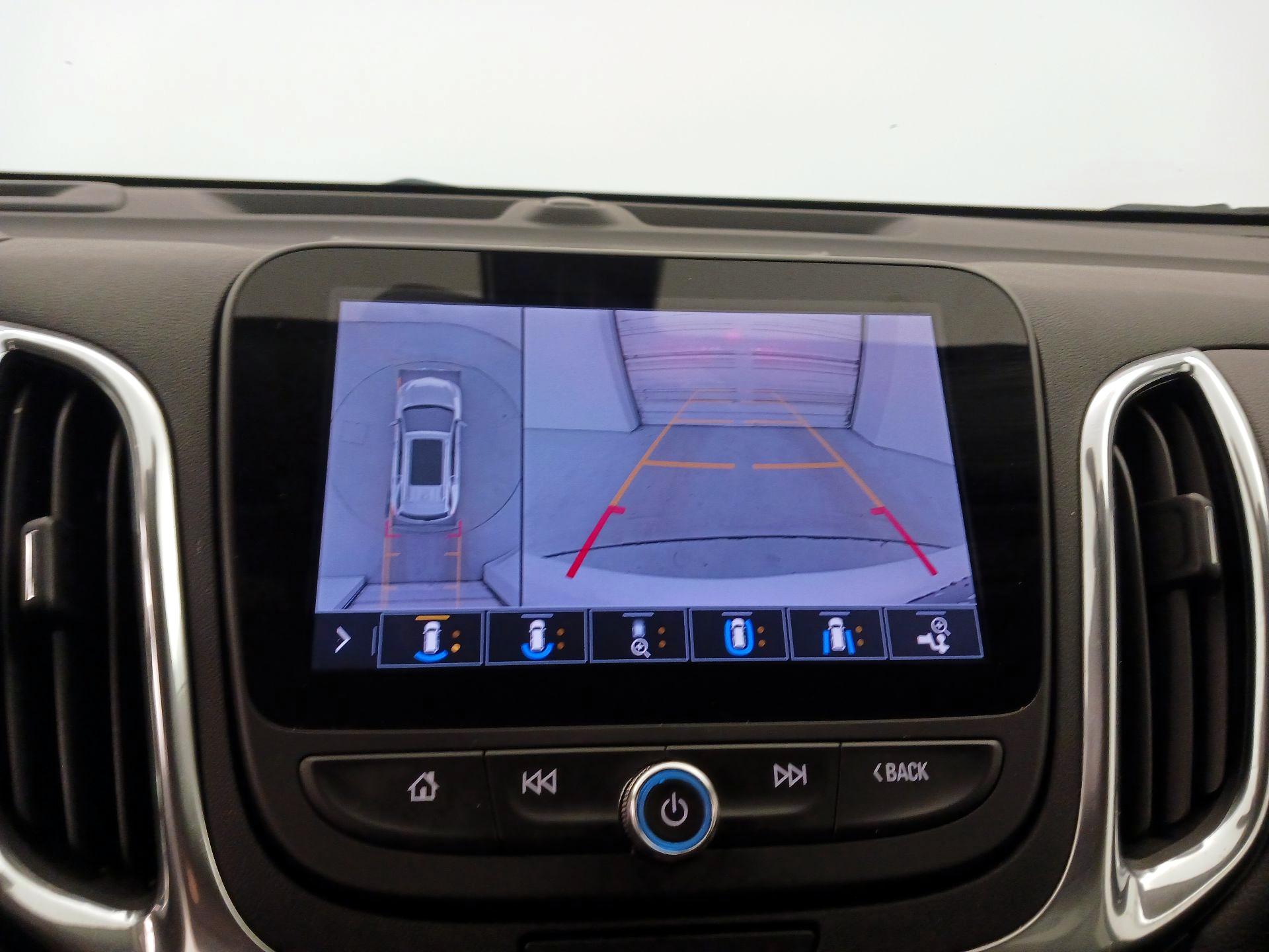 Thumbnail: 2020 Chevrolet Equinox - 15