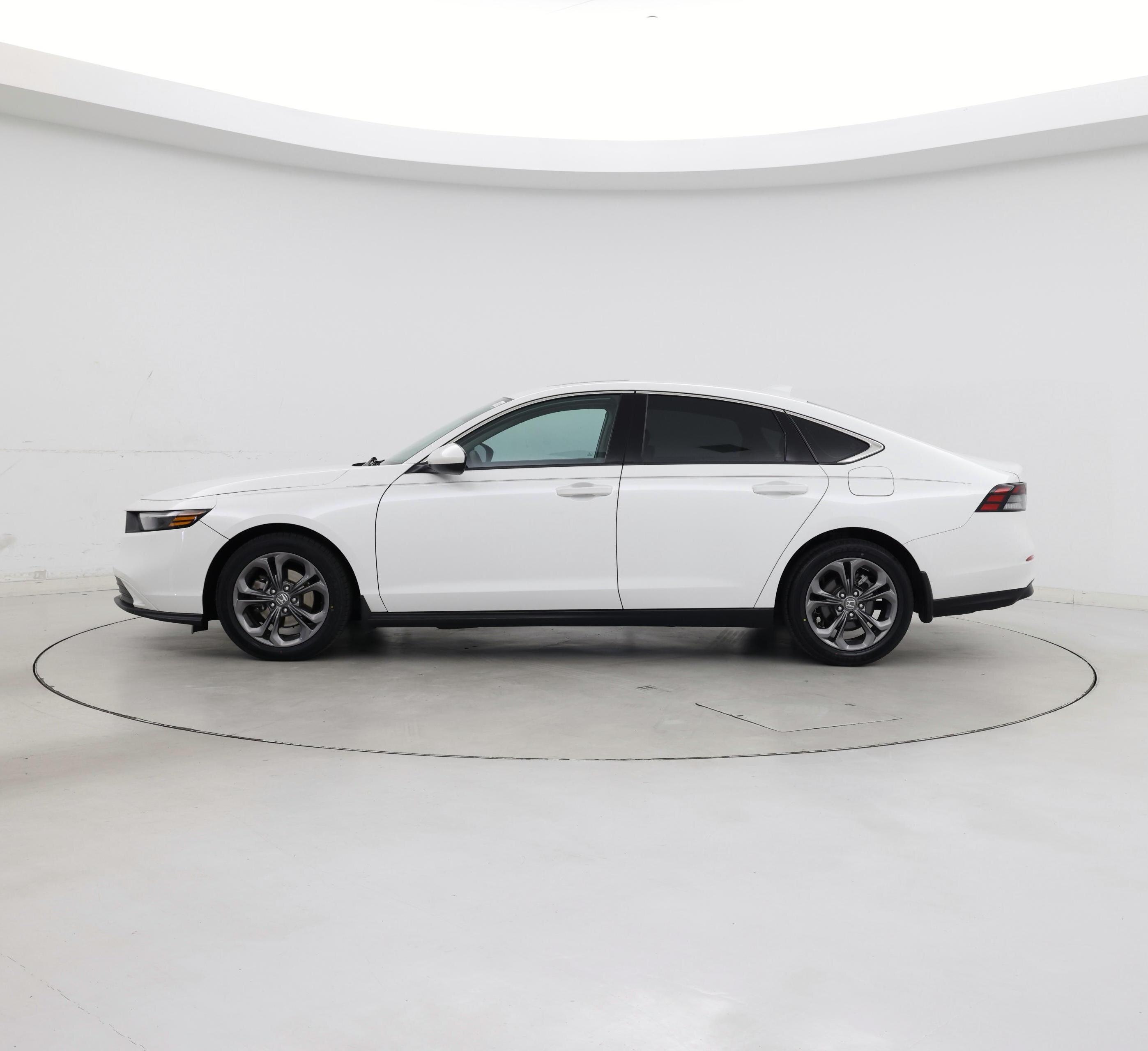 Thumbnail: 2023 Honda Accord - 3