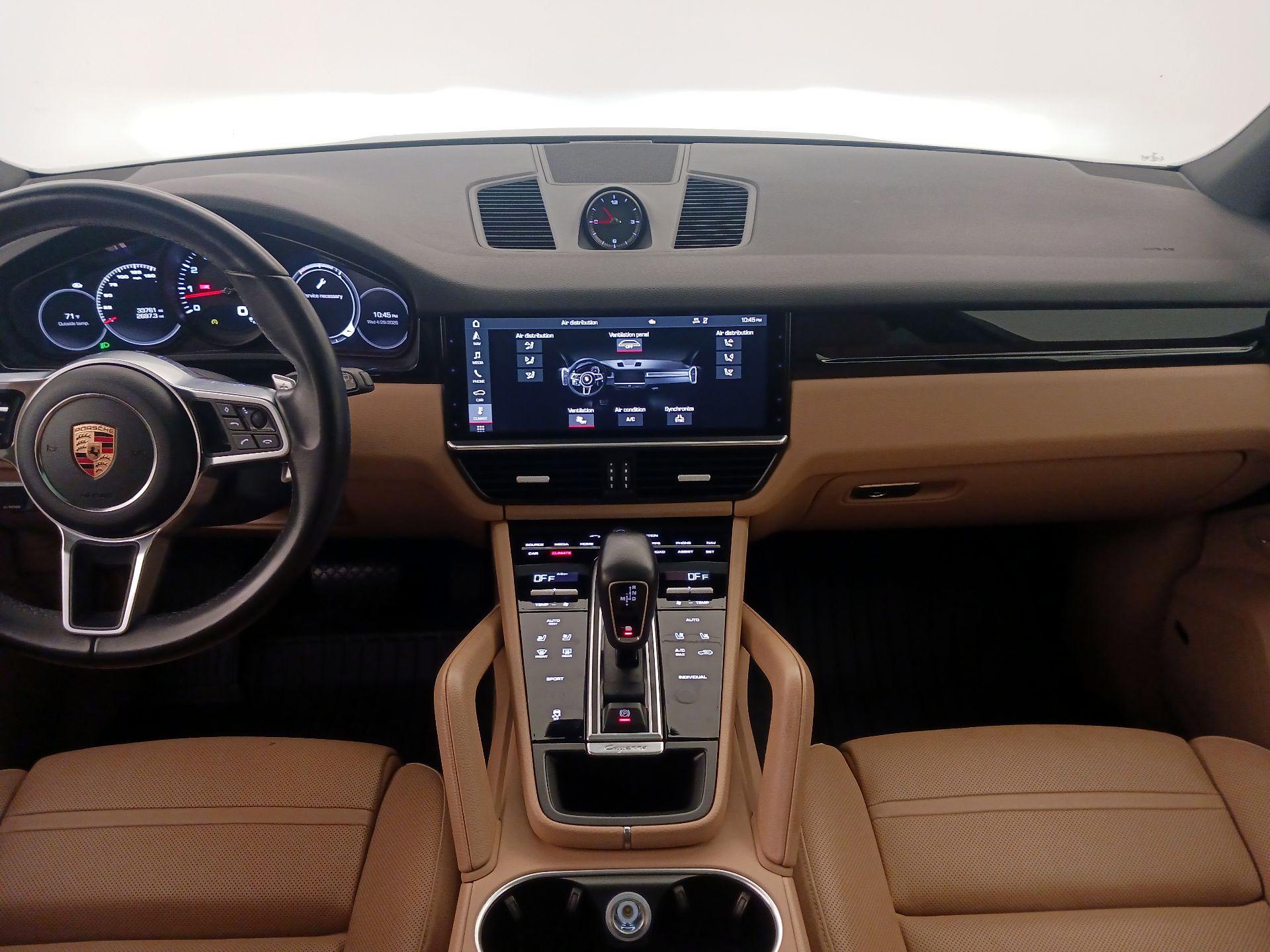 Thumbnail: 2020 Porsche Cayenne - 9