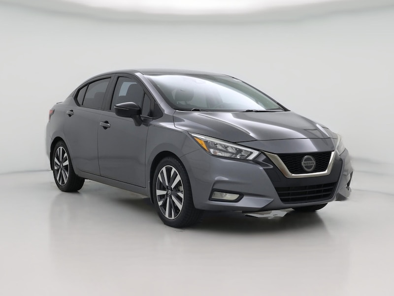 2020 Nissan Versa SR