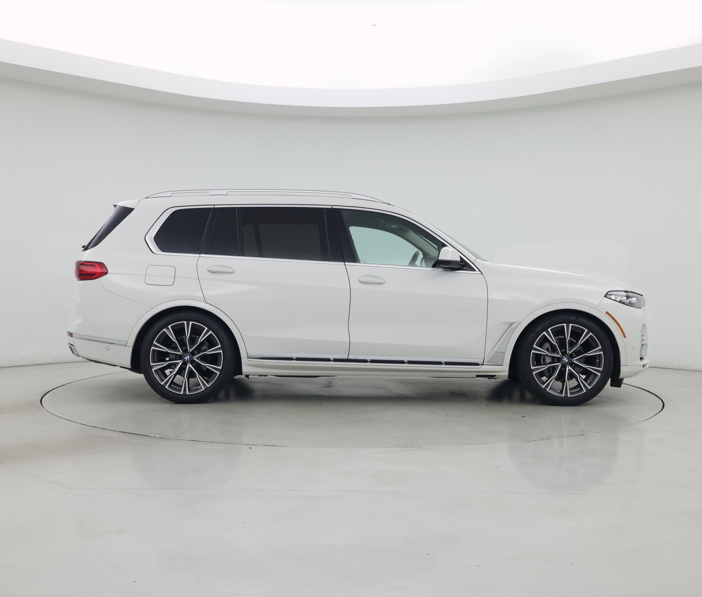 Thumbnail: 2020 BMW X7 - 7