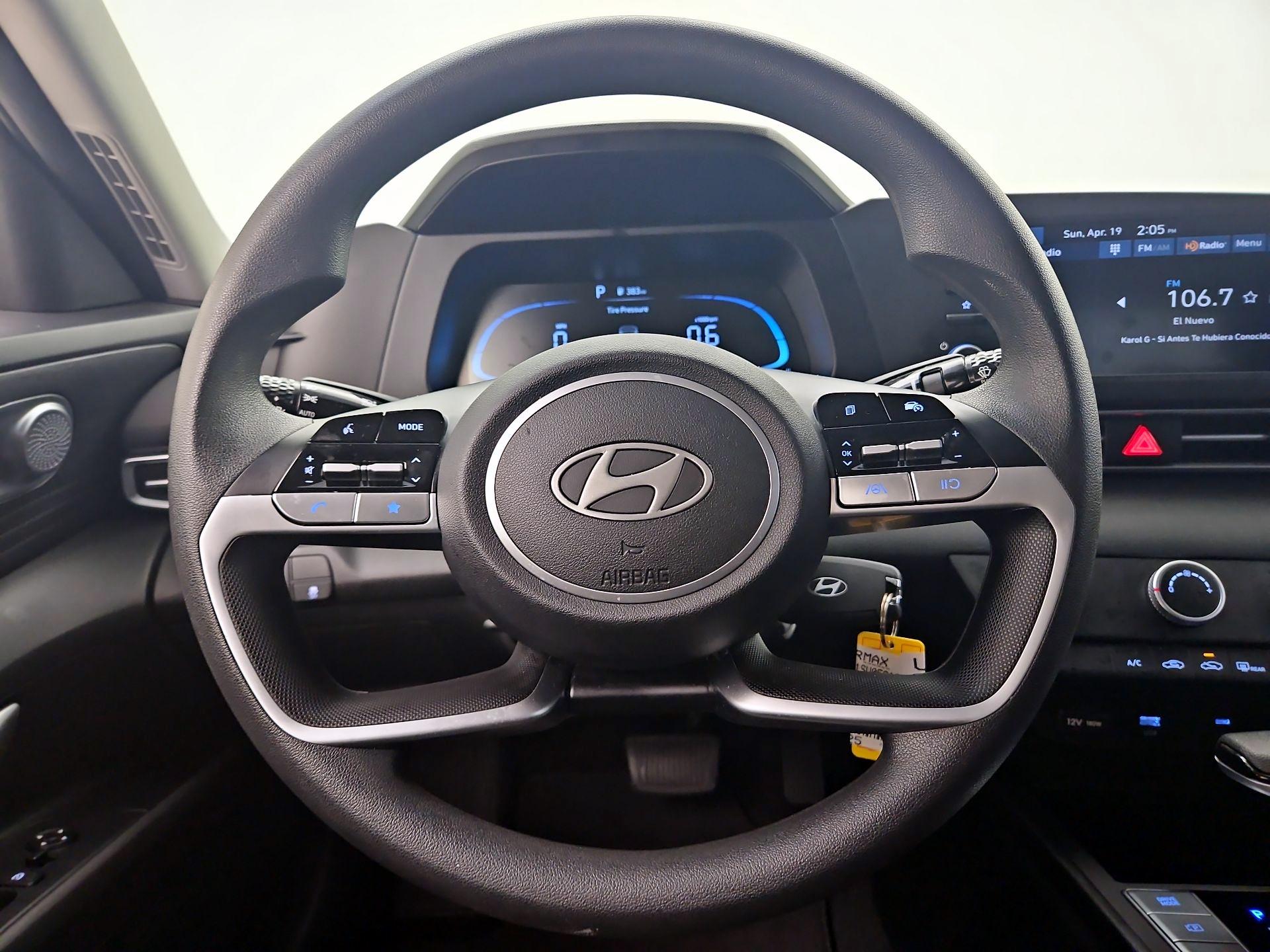 Thumbnail: 2025 Hyundai Elantra - 10