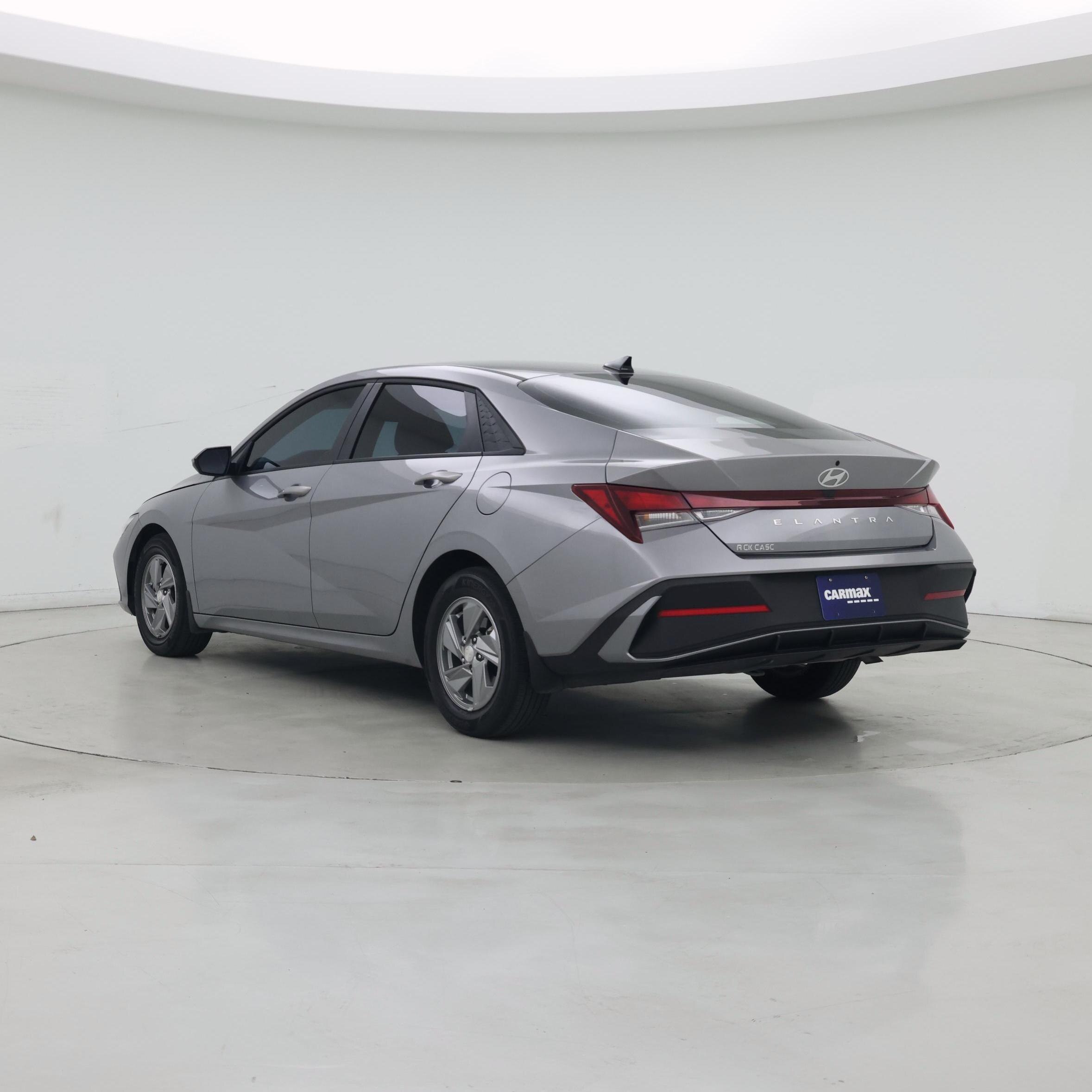 Thumbnail: 2025 Hyundai Elantra - 2
