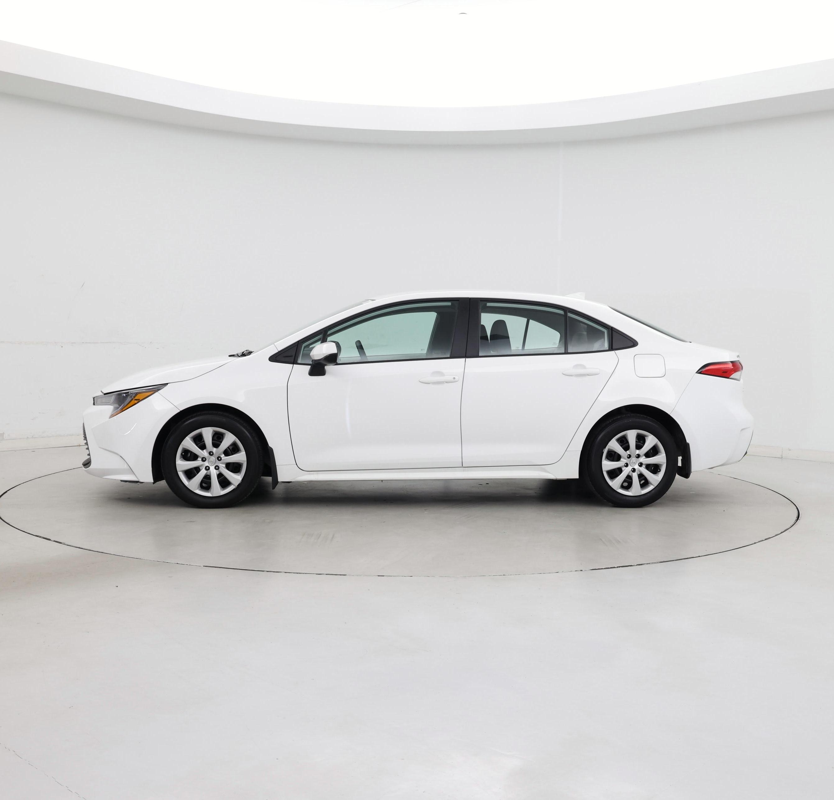 Thumbnail: 2025 Toyota Corolla - 3