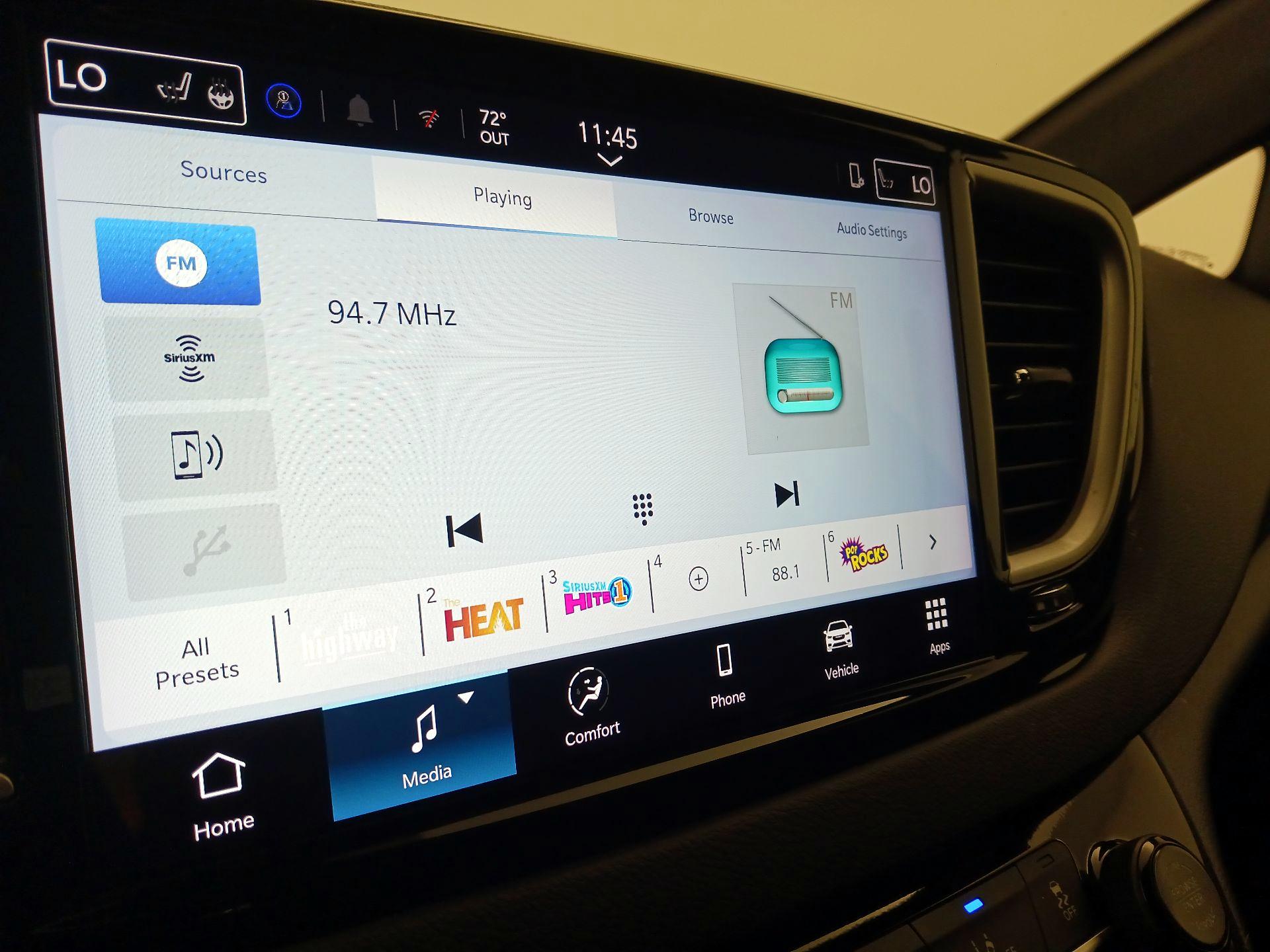 Thumbnail: 2025 Chrysler Pacifica - 15
