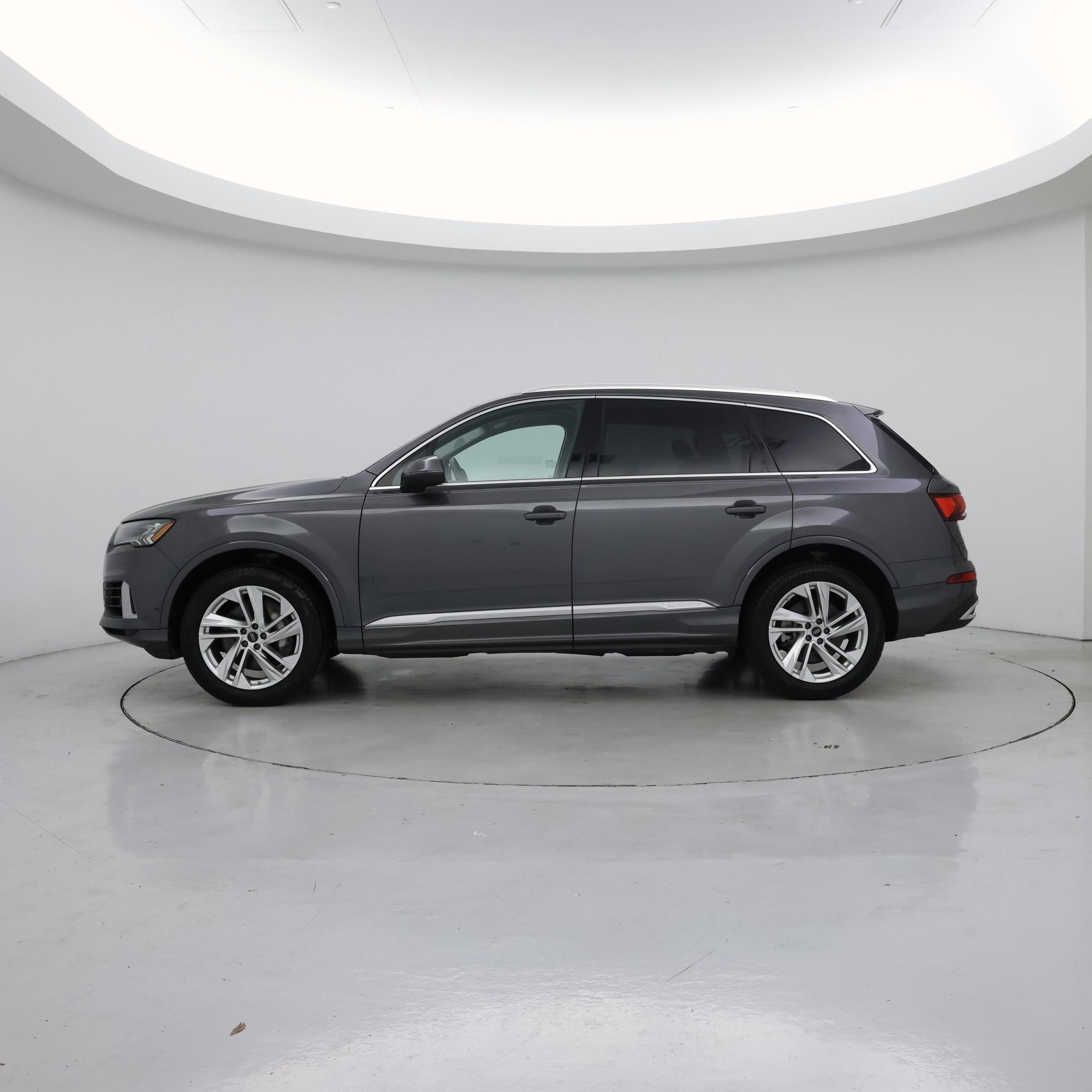 Thumbnail: 2024 Audi Q7 - 3