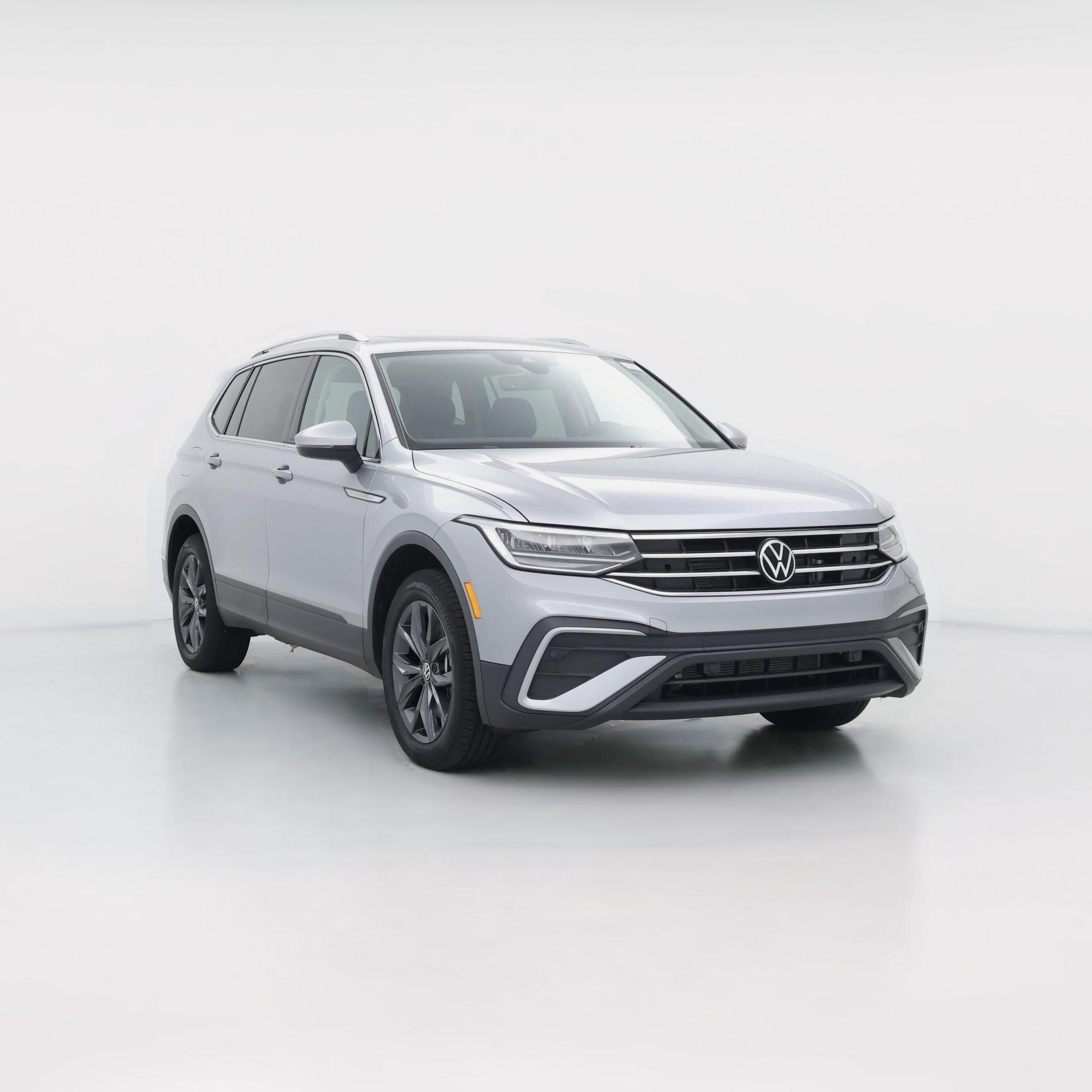 Thumbnail: 2023 Volkswagen Tiguan - 1