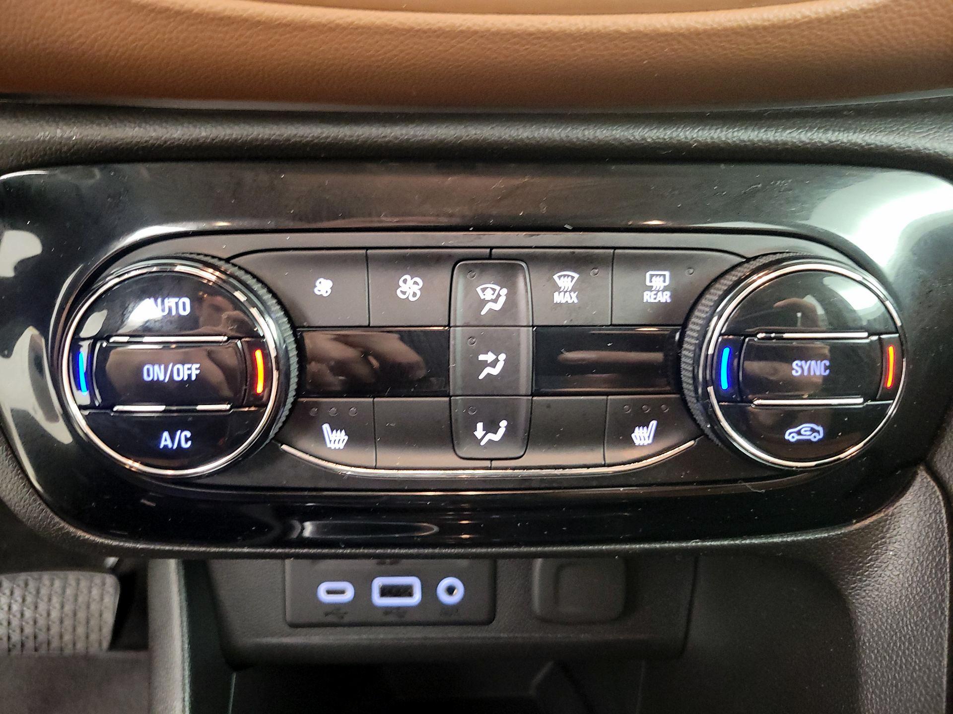 Thumbnail: 2021 Buick Encore GX - 16