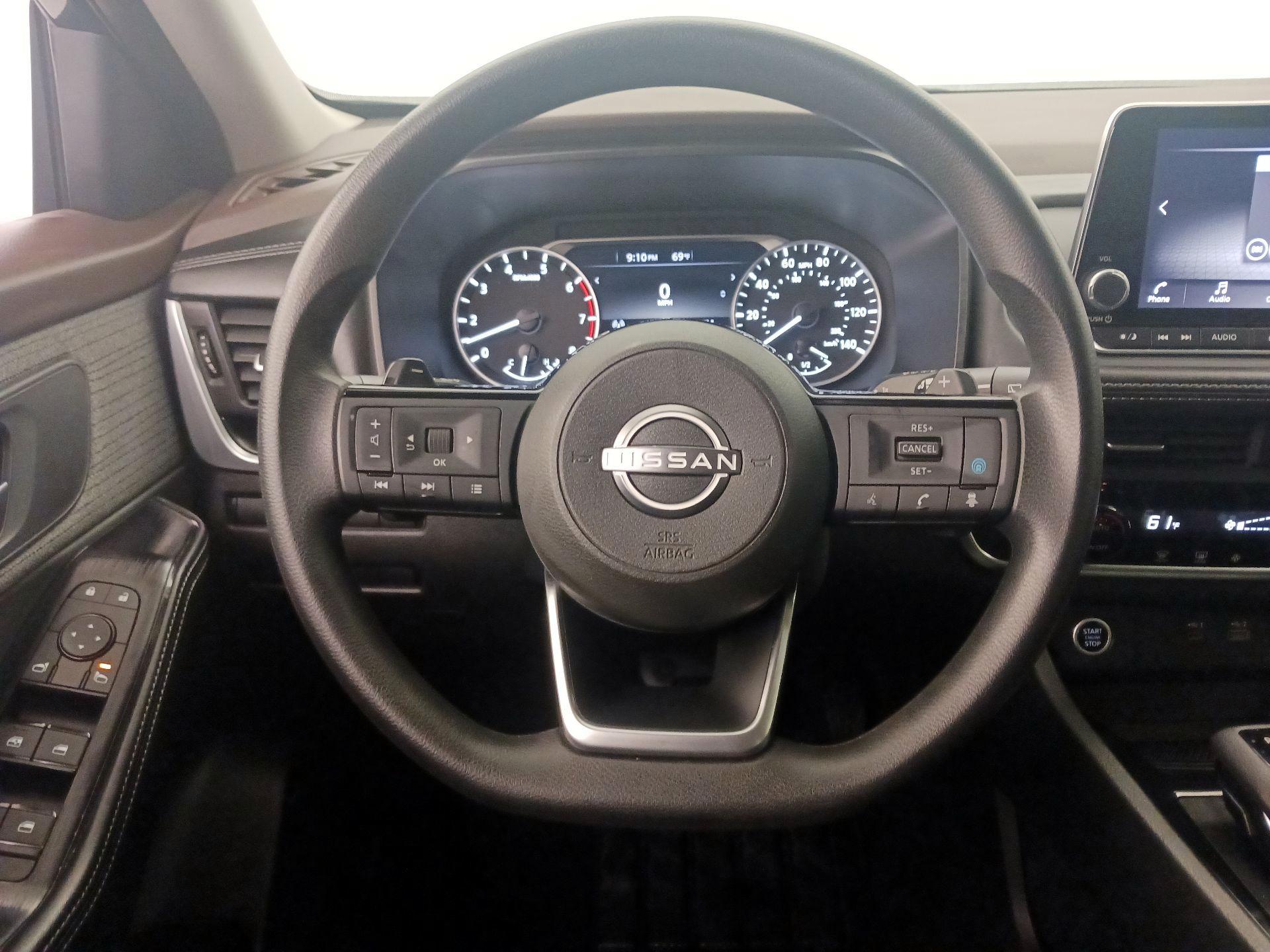 Thumbnail: 2023 Nissan Rogue - 10