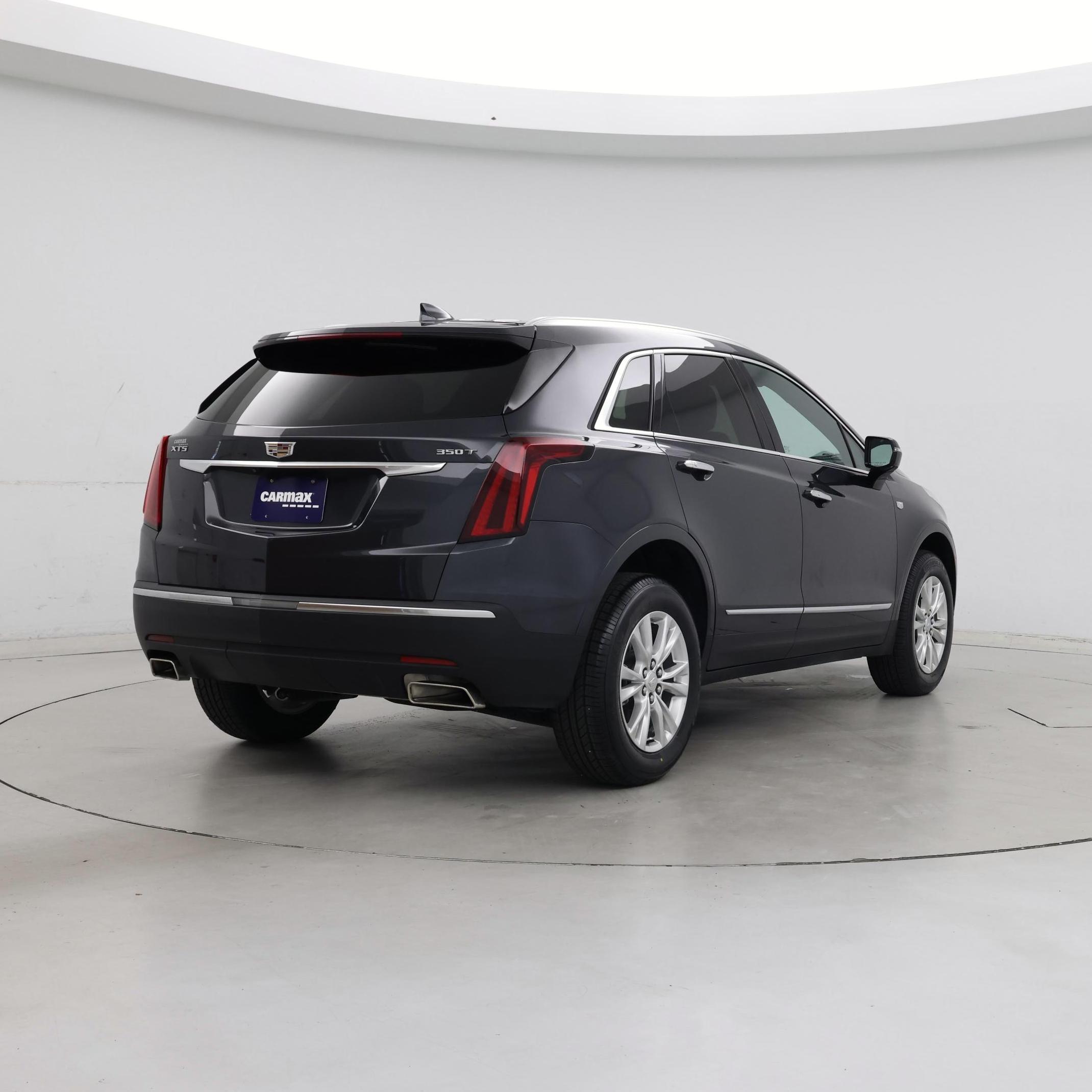 Thumbnail: 2023 Cadillac XT5 - 8