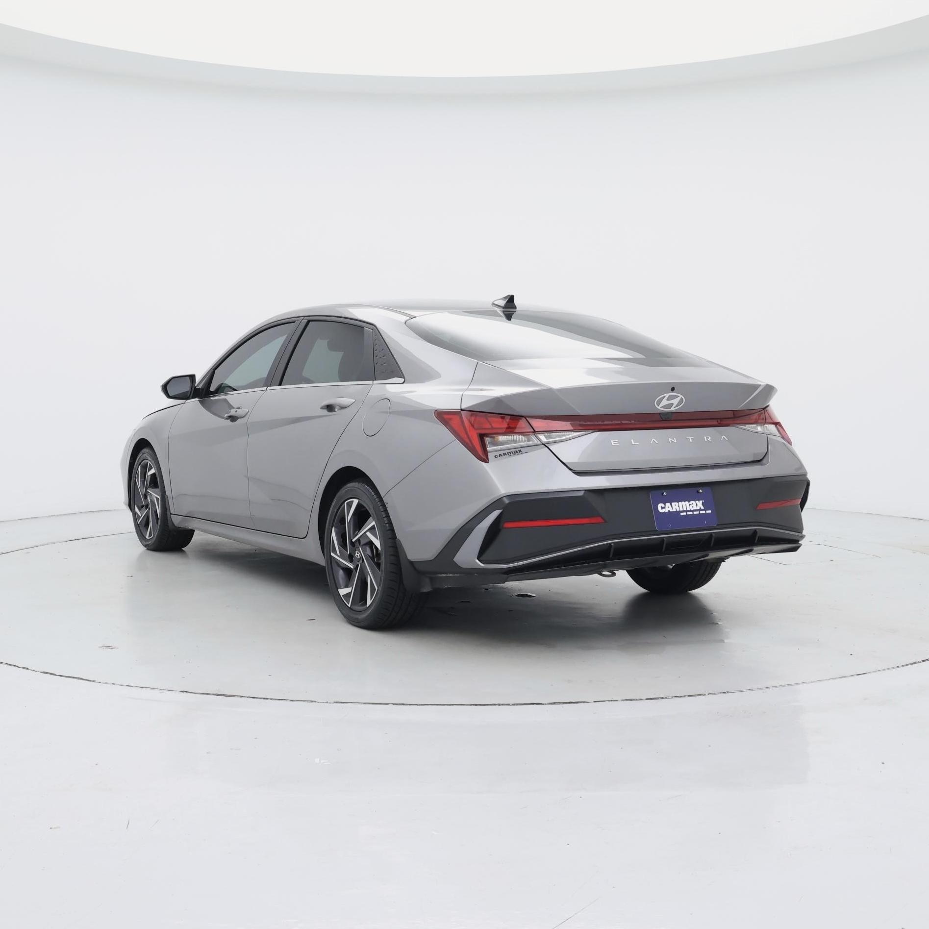 Thumbnail: 2024 Hyundai Elantra - 2
