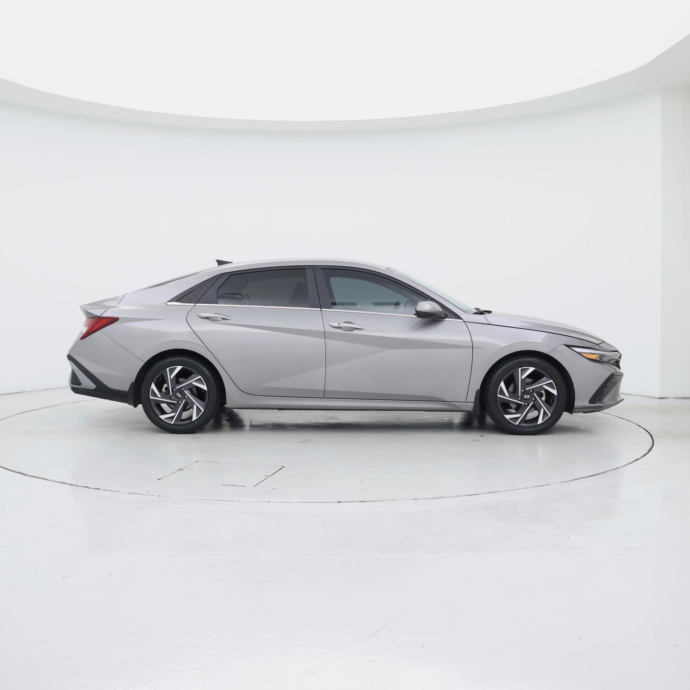 Thumbnail: 2024 Hyundai Elantra - 7