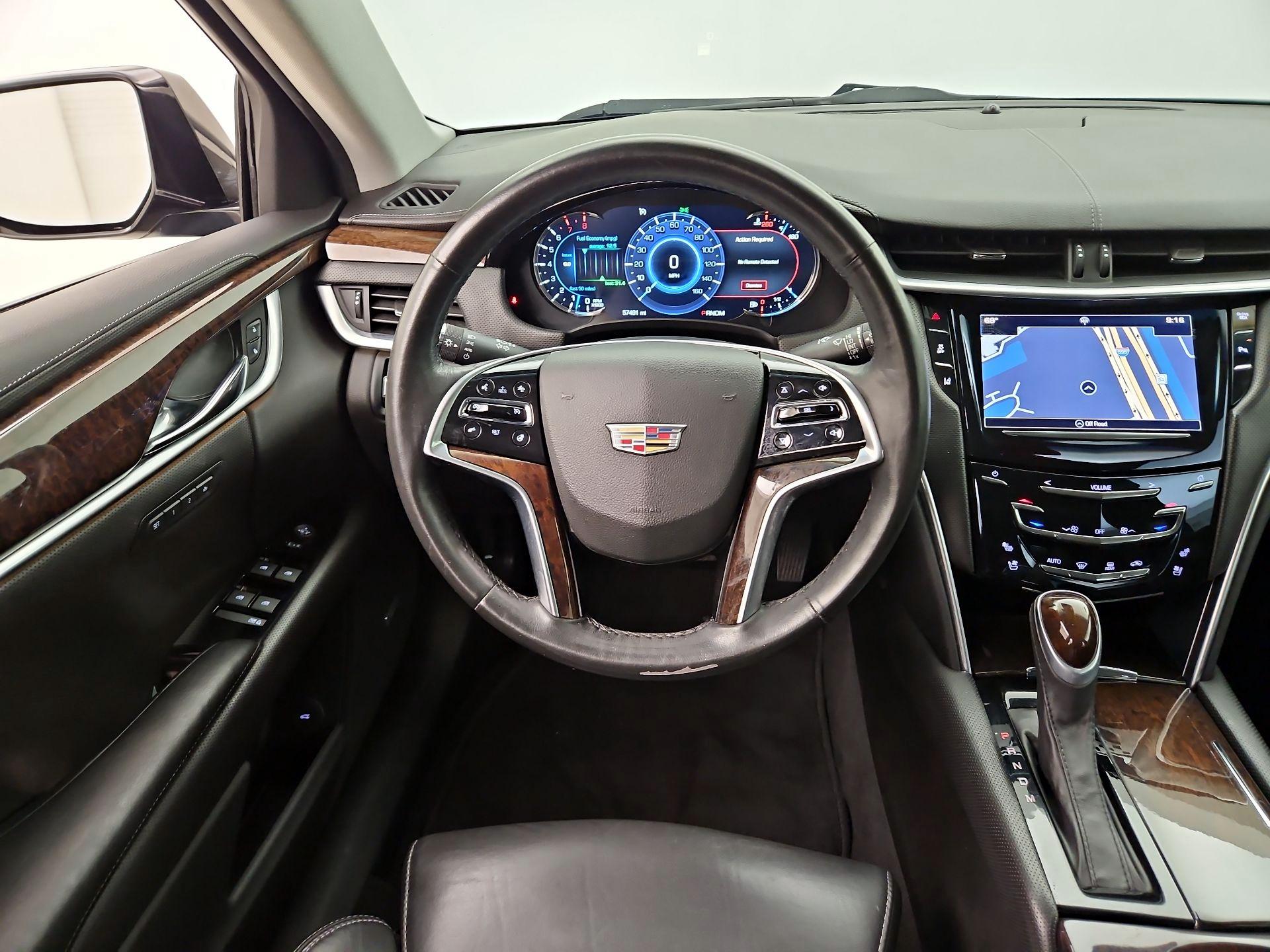 Thumbnail: 2016 Cadillac XTS - 10