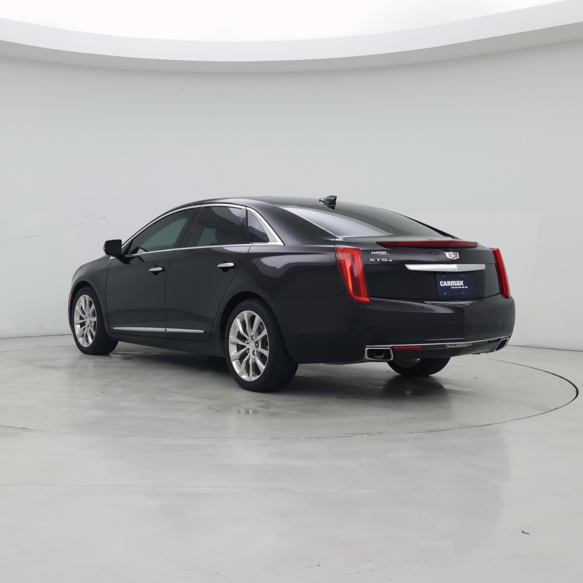 Thumbnail: 2016 Cadillac XTS - 2