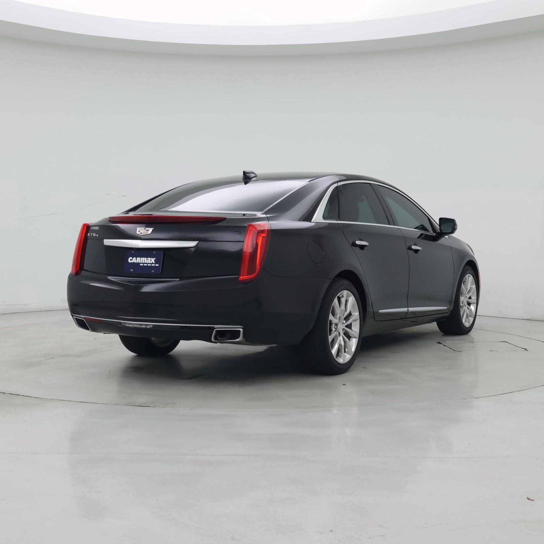 Thumbnail: 2016 Cadillac XTS - 8