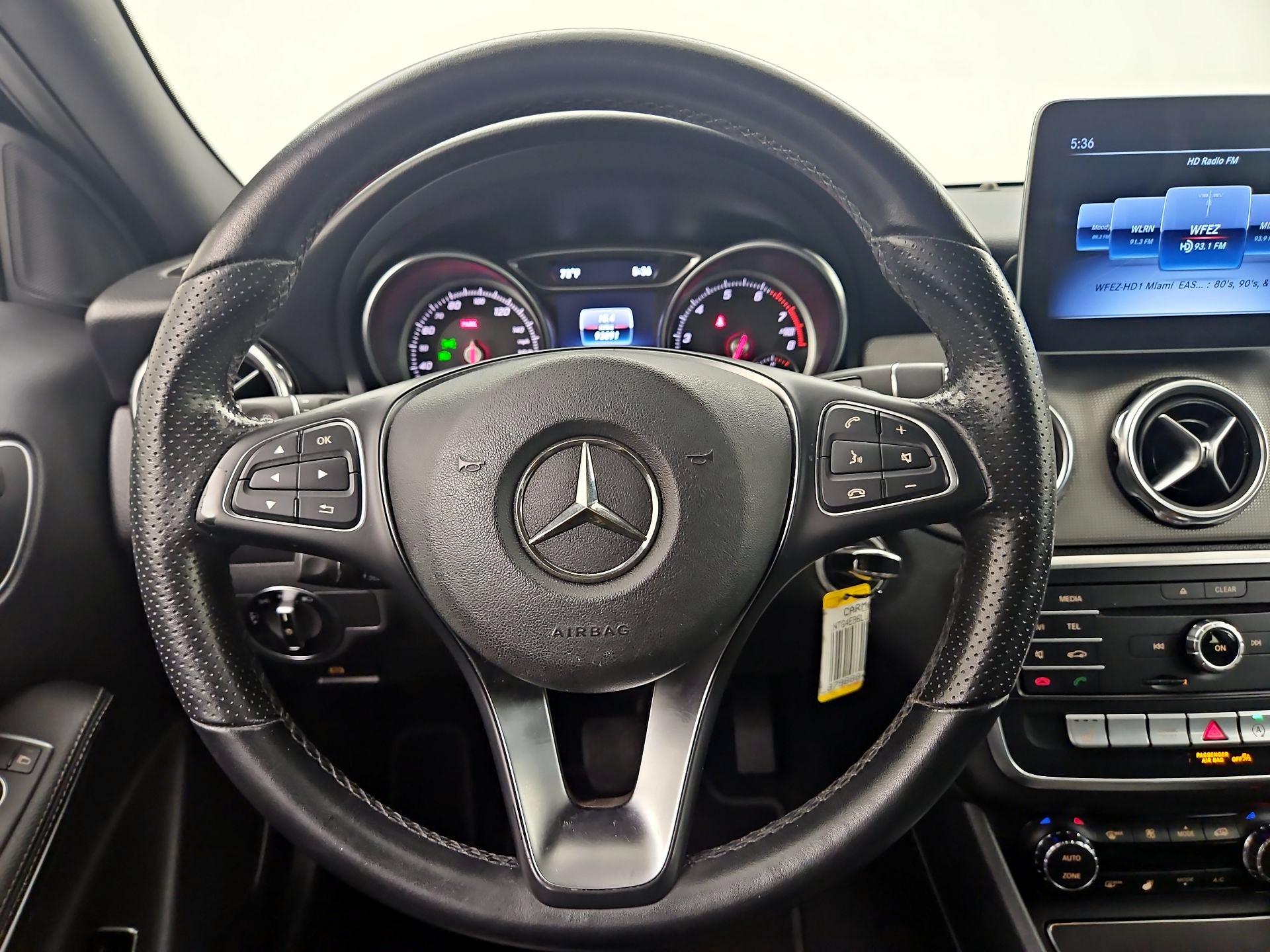 Thumbnail: 2020 Mercedes-Benz GLA - 10