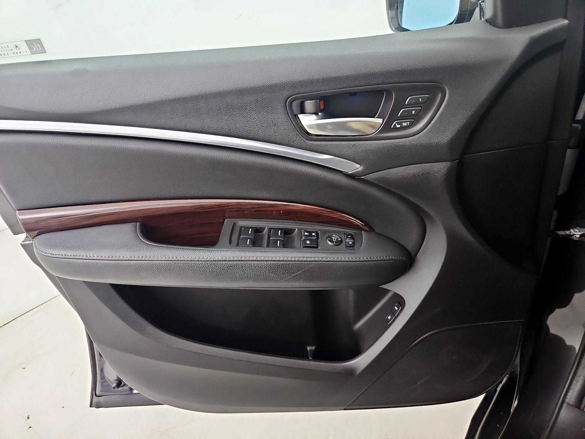 Thumbnail: 2015 Acura MDX - 12