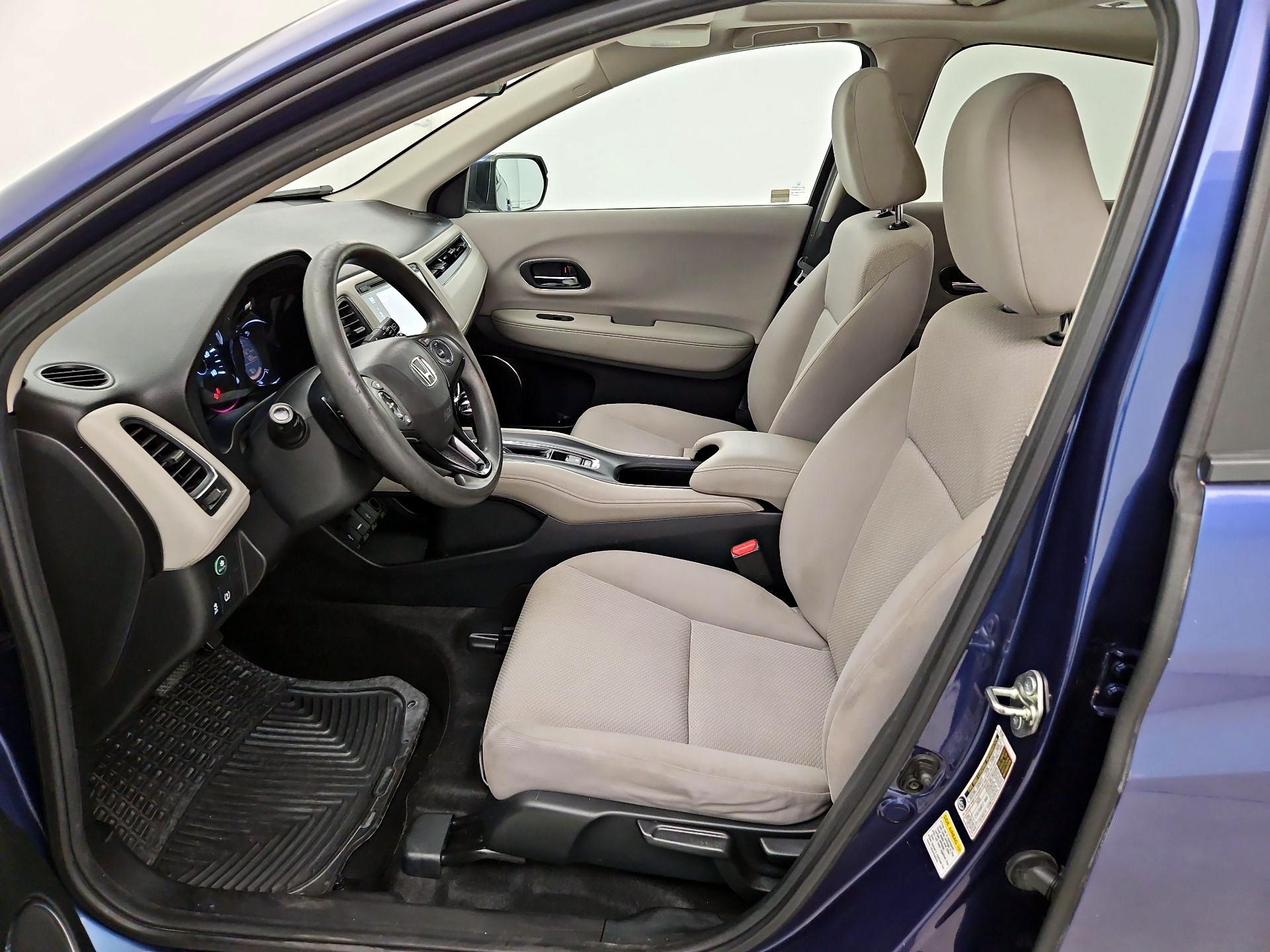 Thumbnail: 2016 Honda HR-V - 11