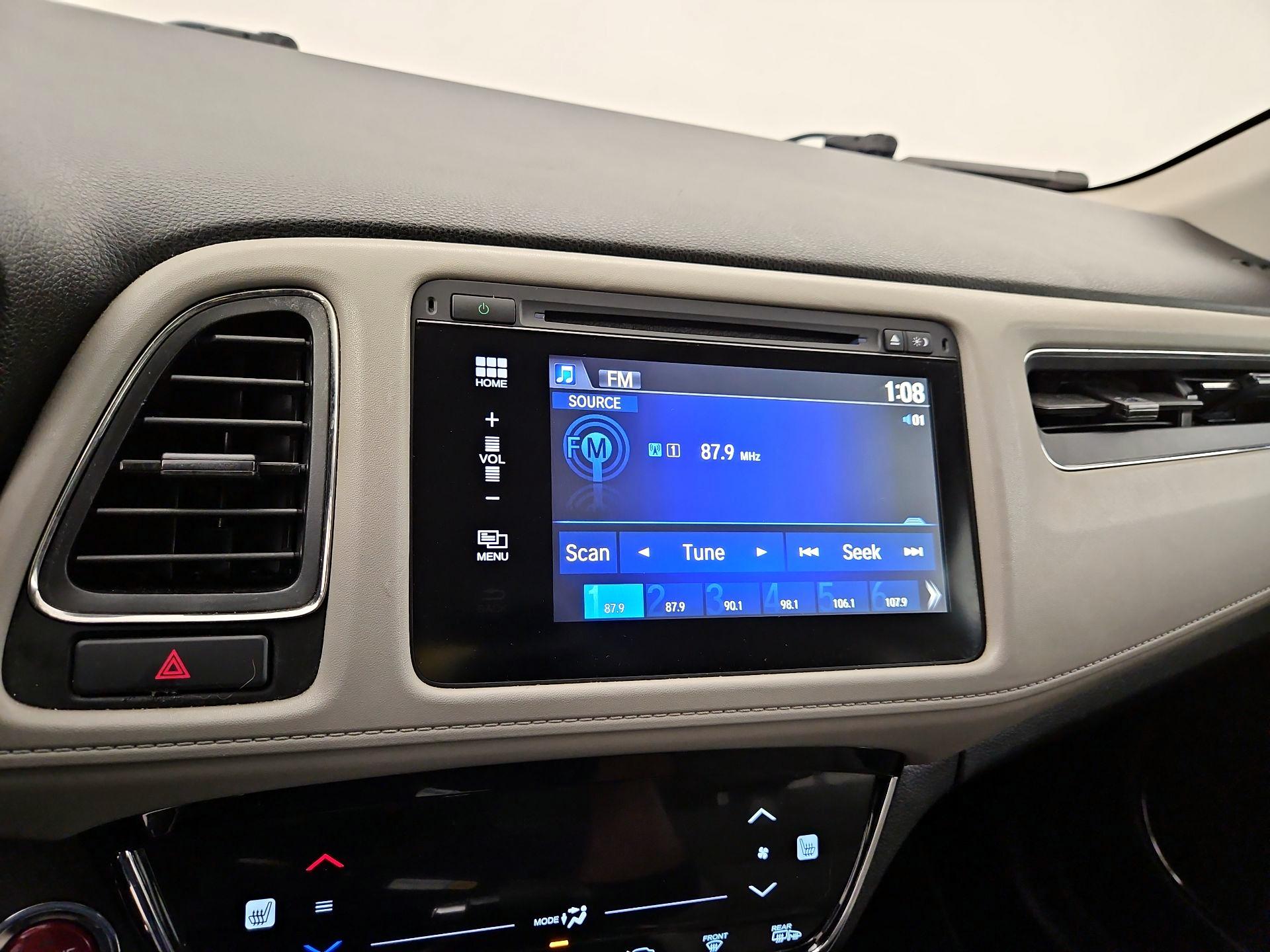 Thumbnail: 2016 Honda HR-V - 15