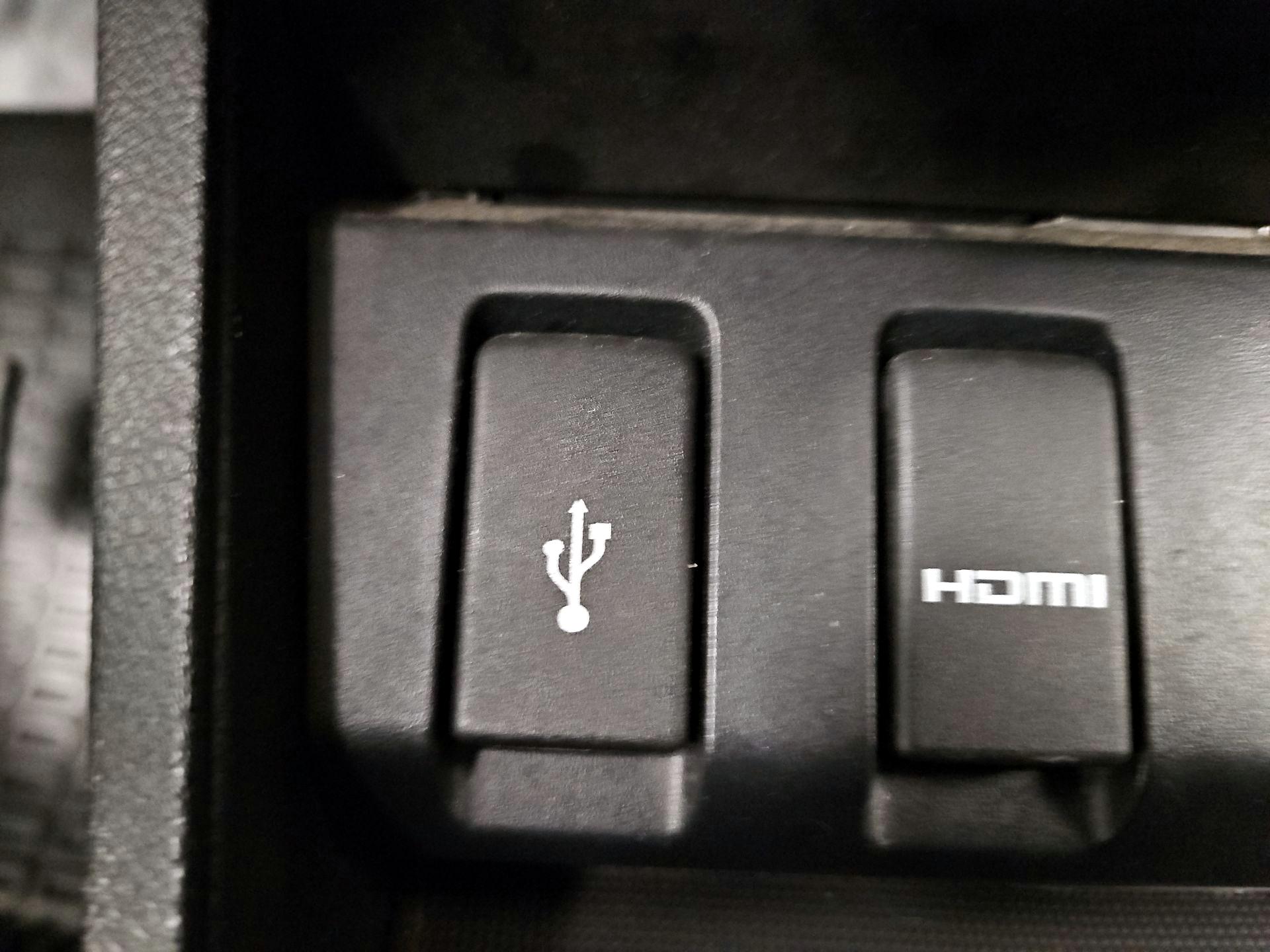 Thumbnail: 2016 Honda HR-V - 18